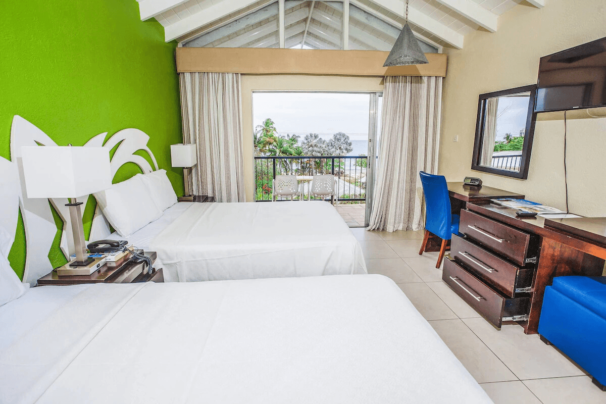 Rockley Beach 2 Double Suite | Breakfast & Pool
