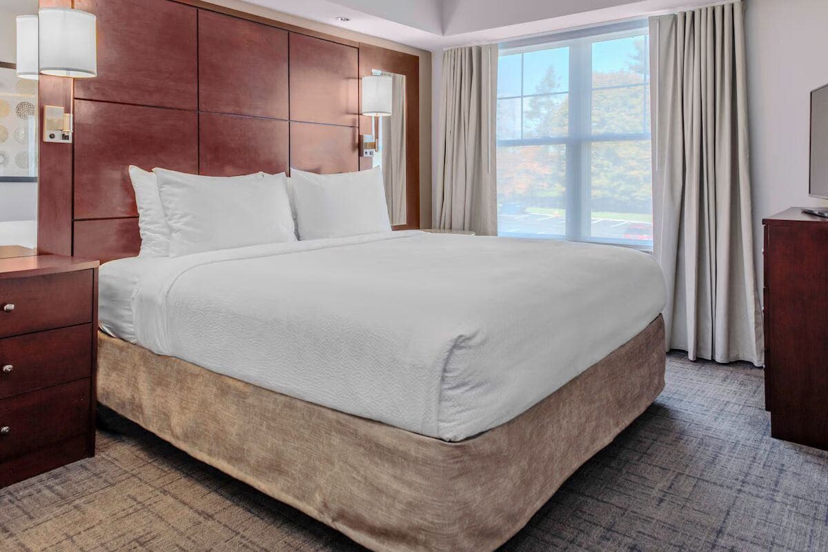 2 BR Suite