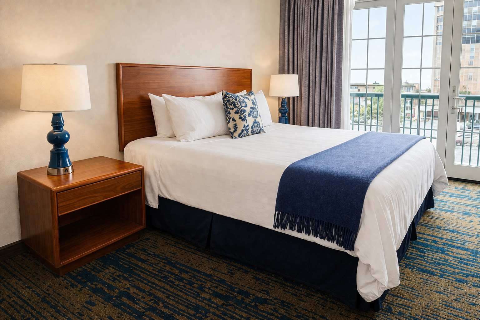 Deluxe King Room