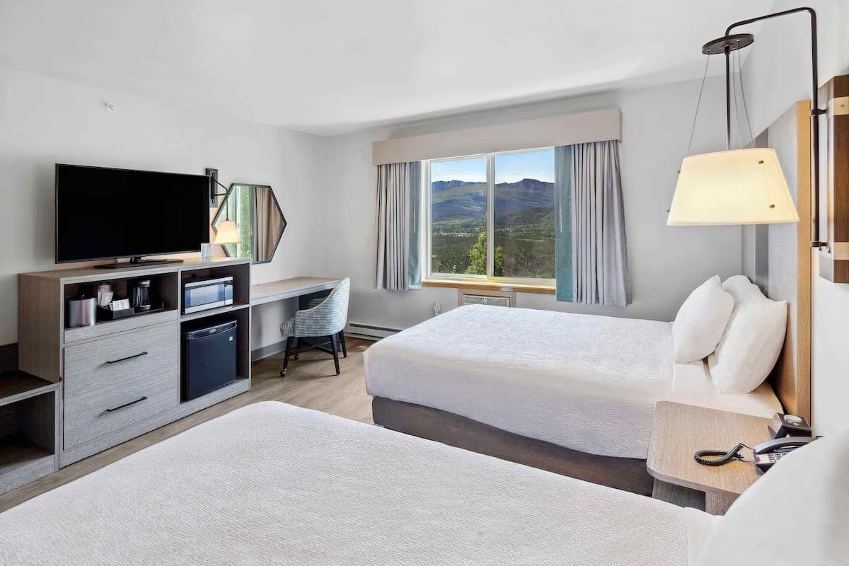 2 Queen Room