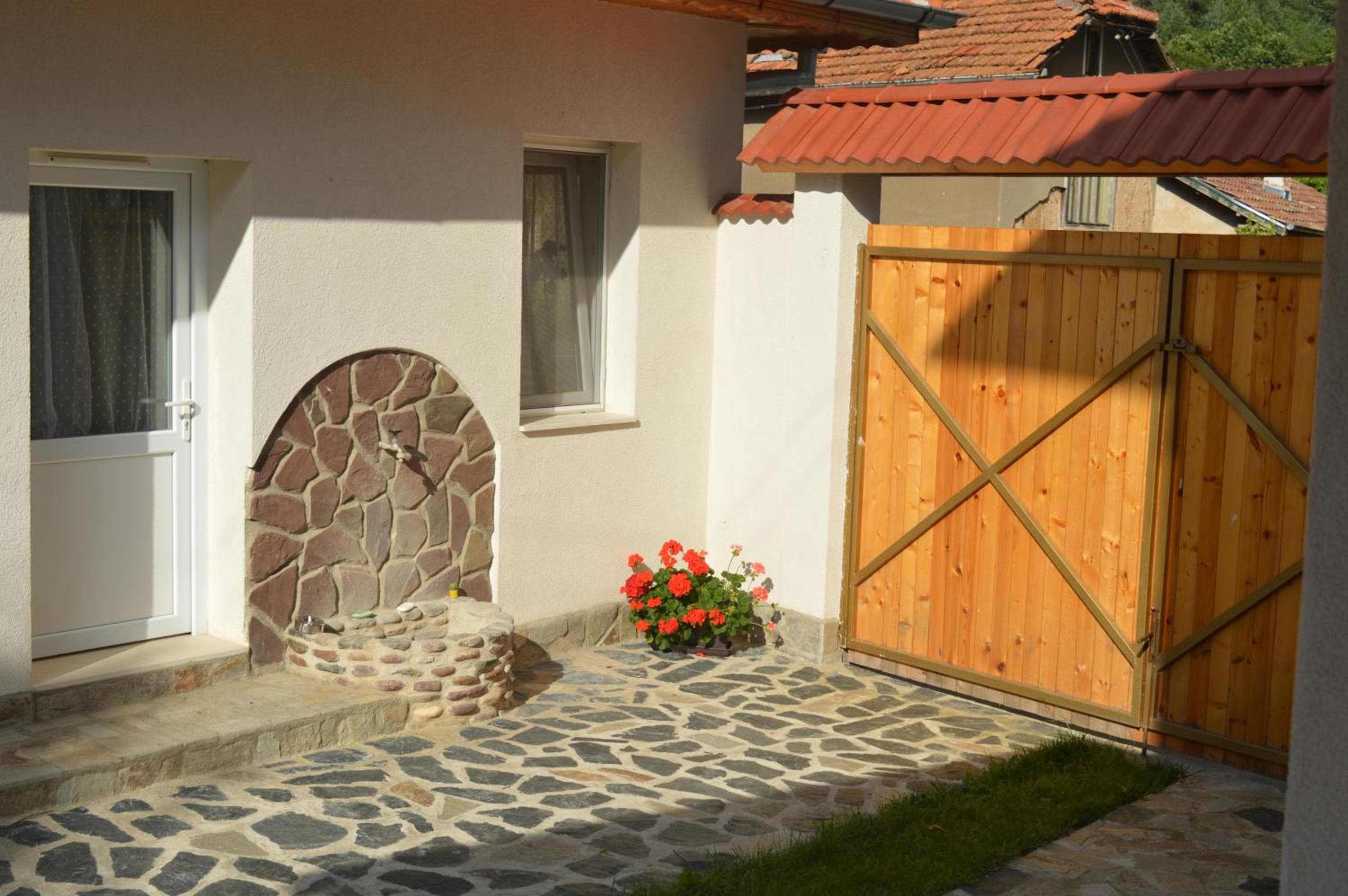 Photo 15
