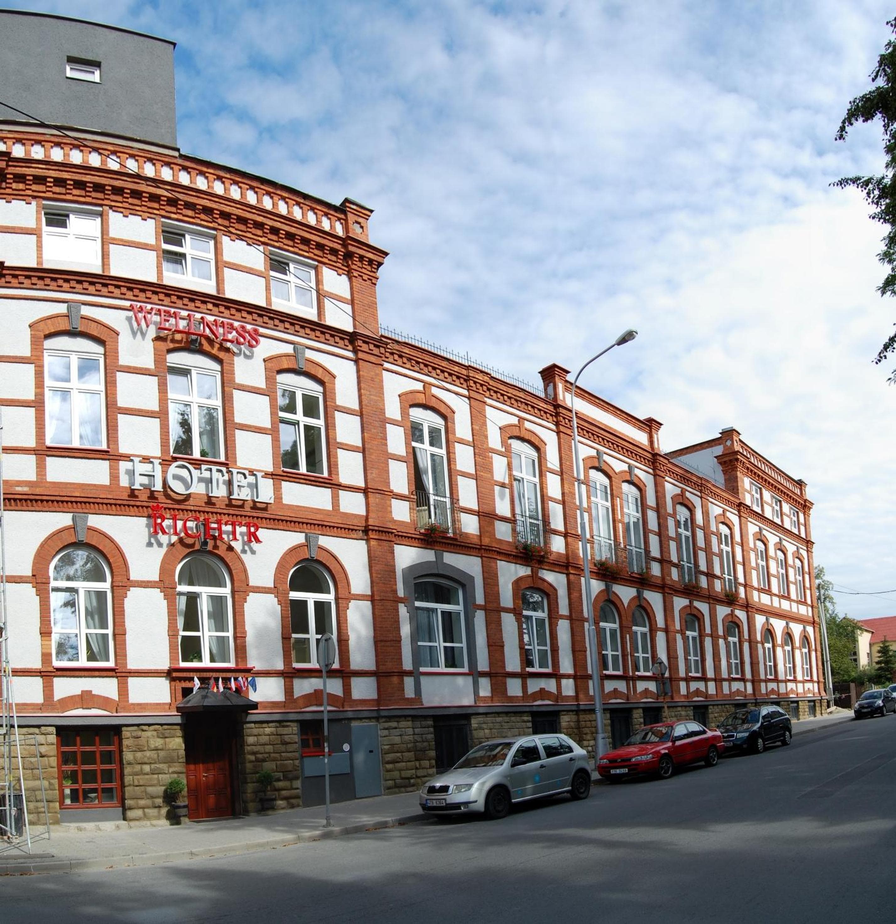Photo 18