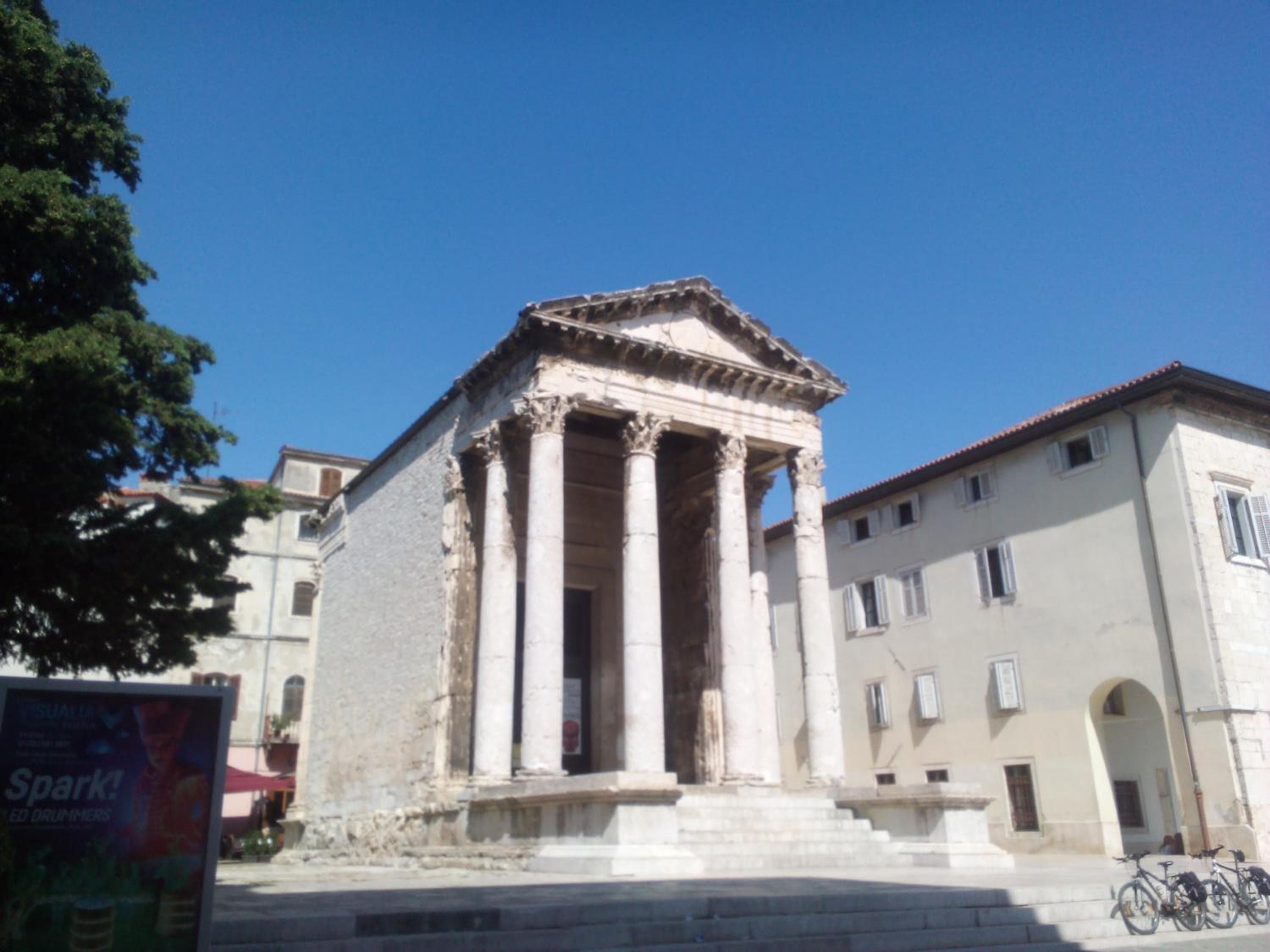 Photo 23