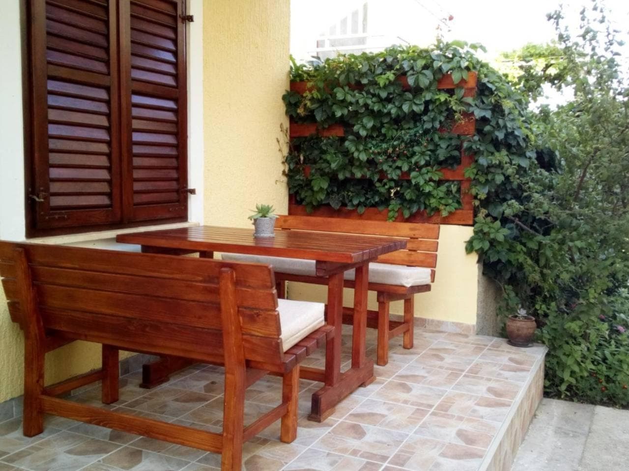 Photo 5