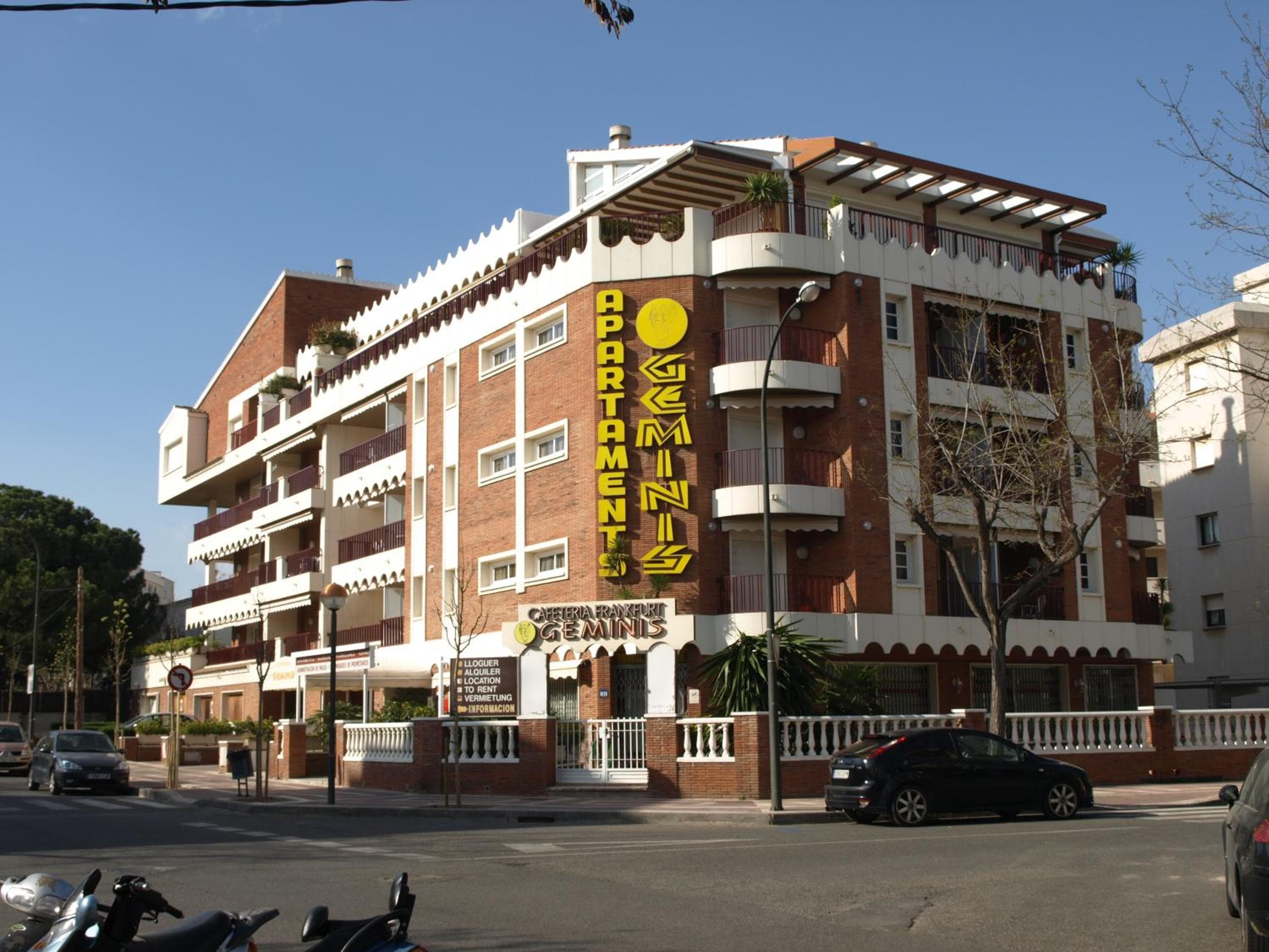 Photo 42