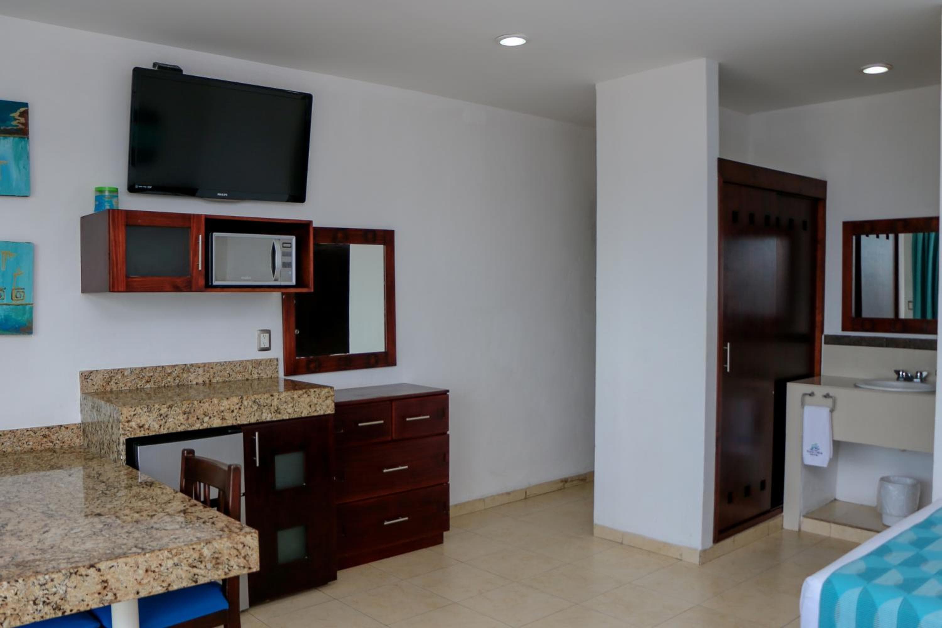 Photo 6