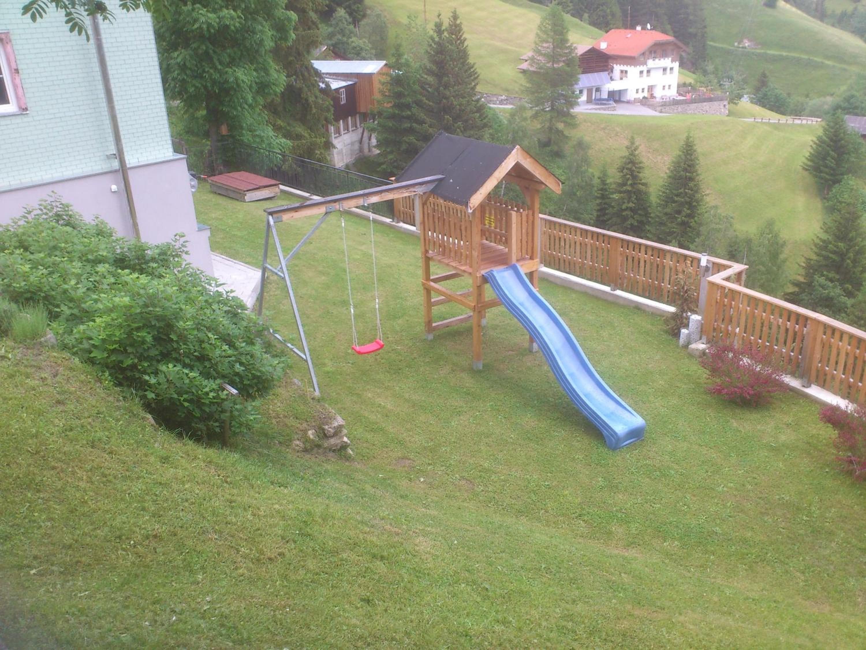 Photo 42