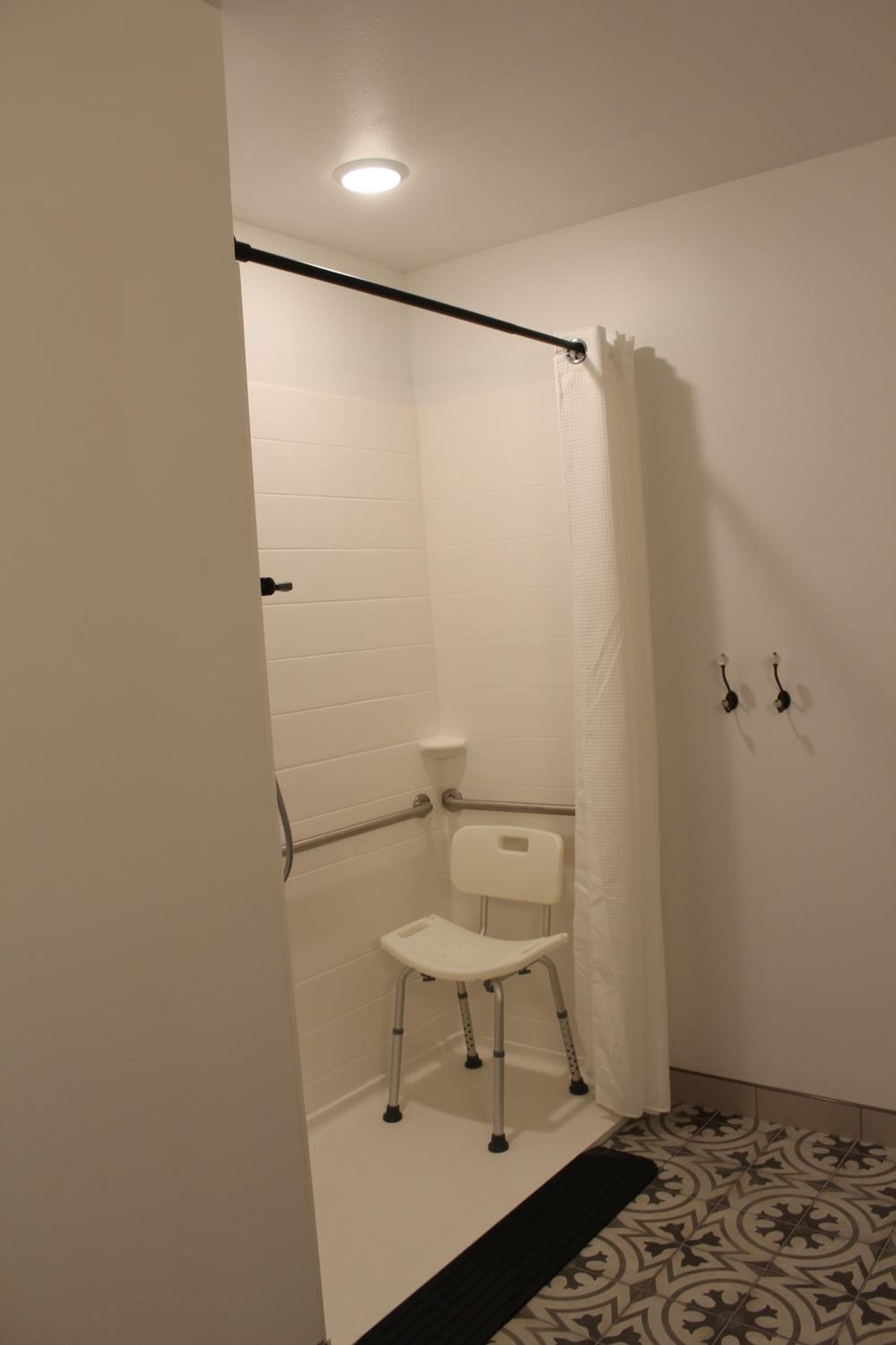 Photo 36