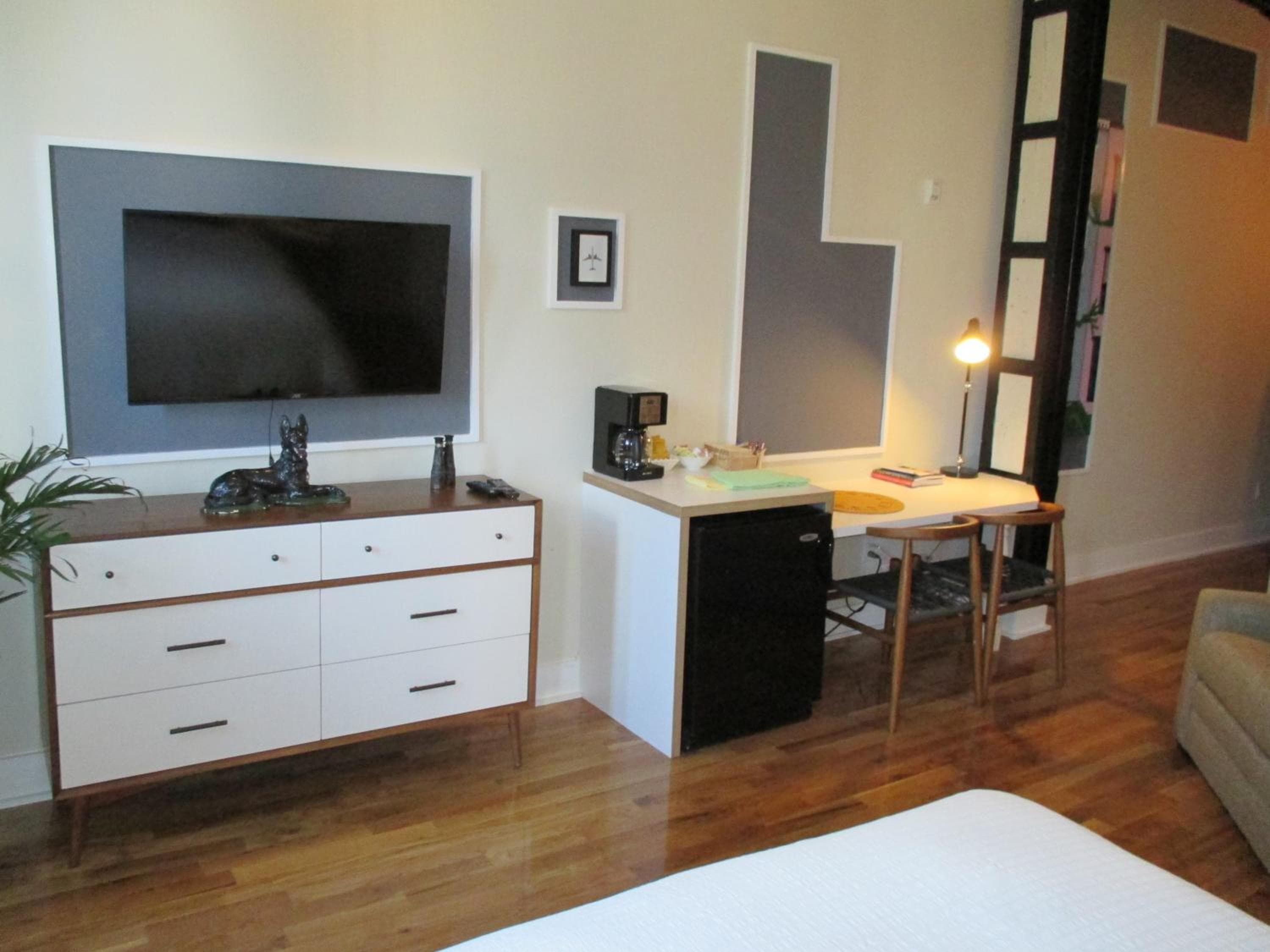 Photo 8