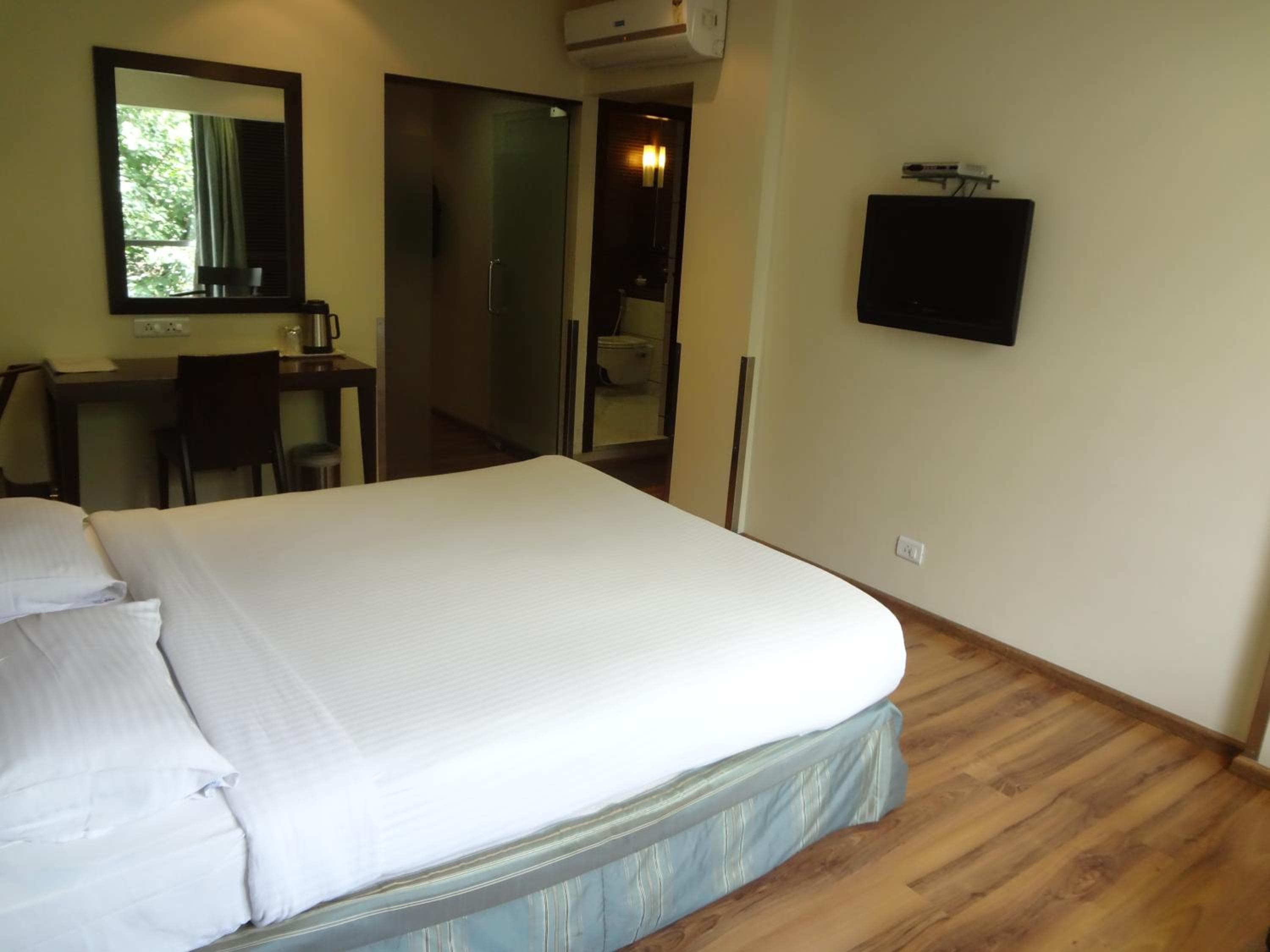 Photo 43
