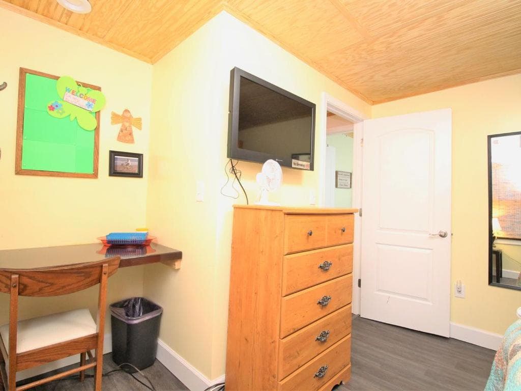 Photo 18