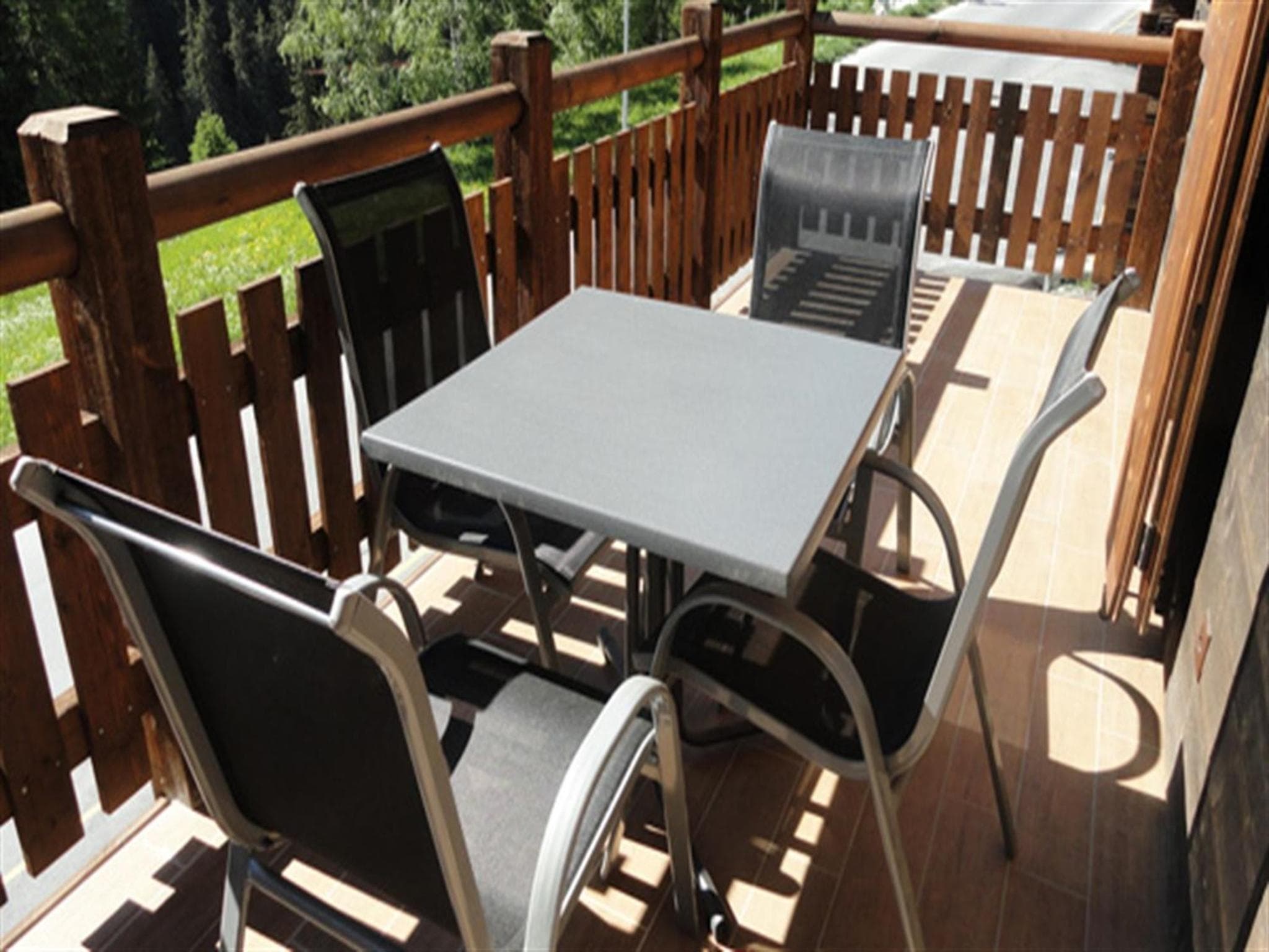 Photo 79