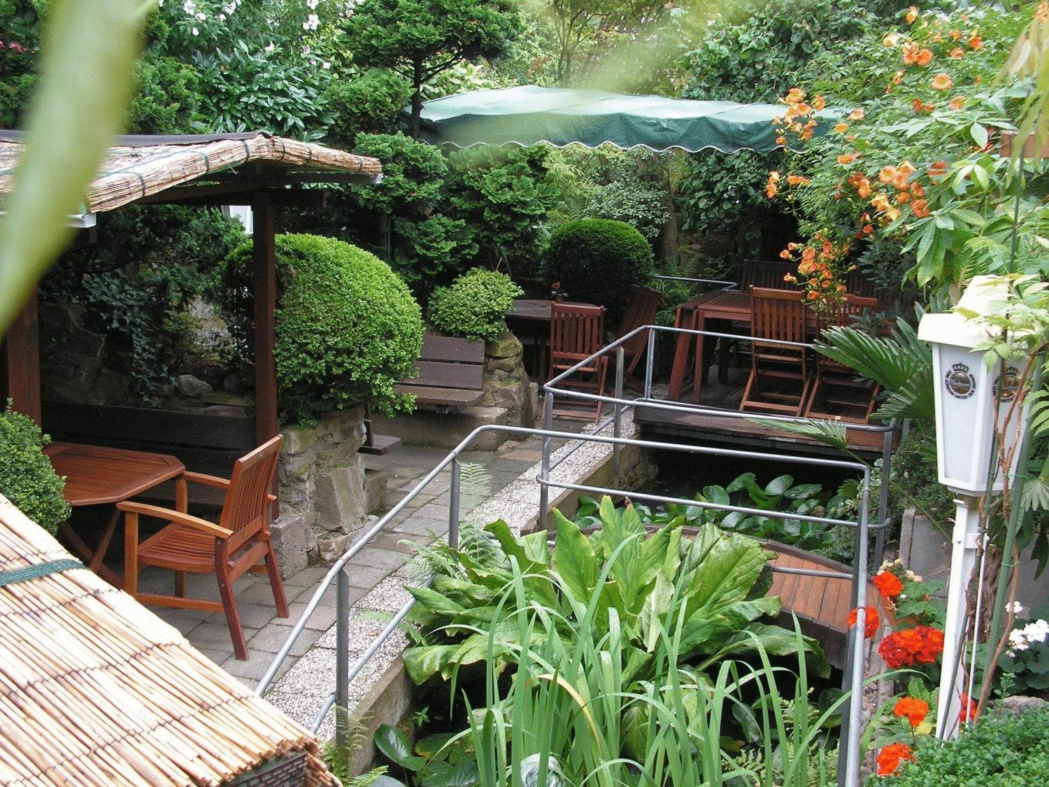 Photo 25
