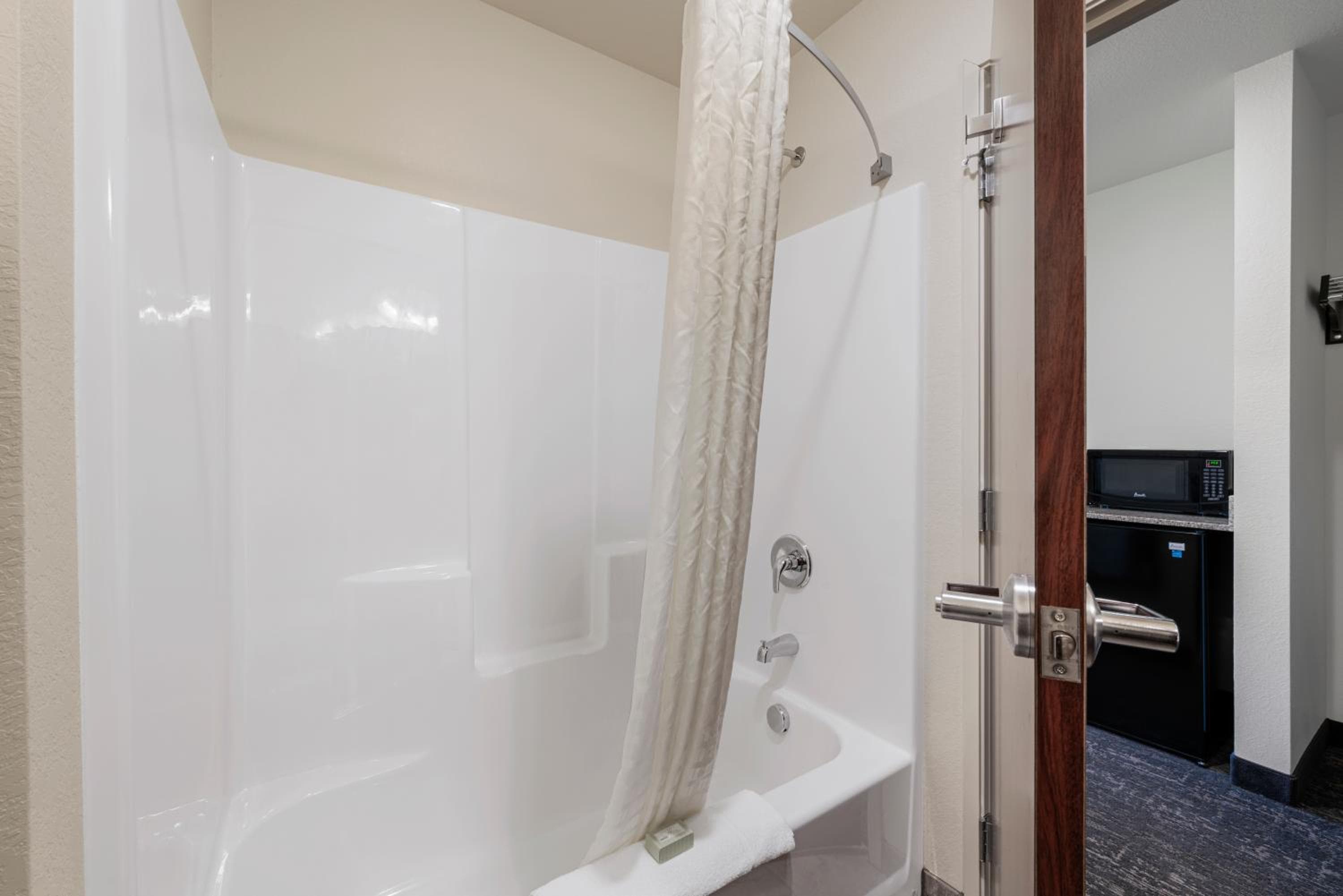 Photo 51