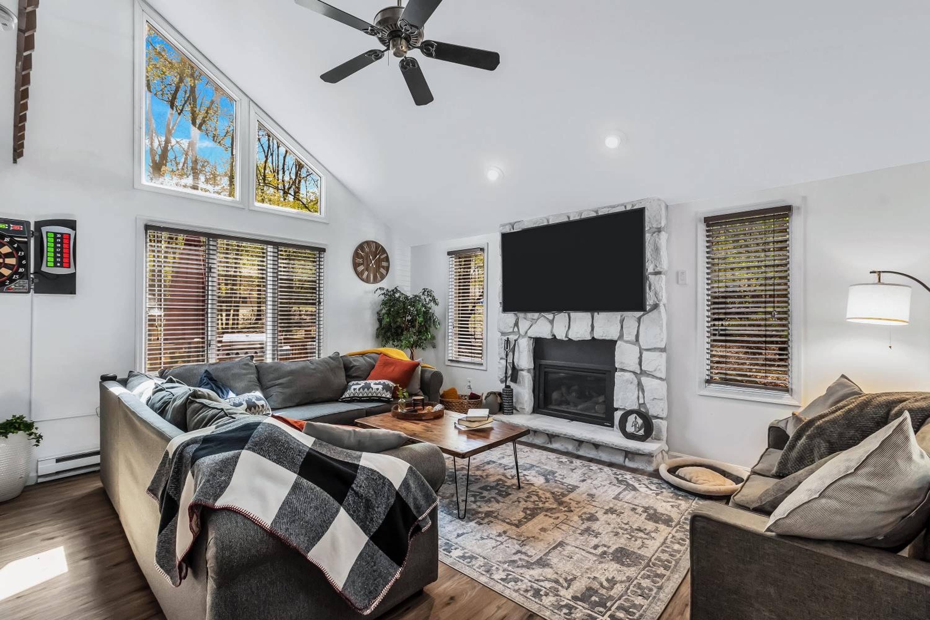 Photo 30