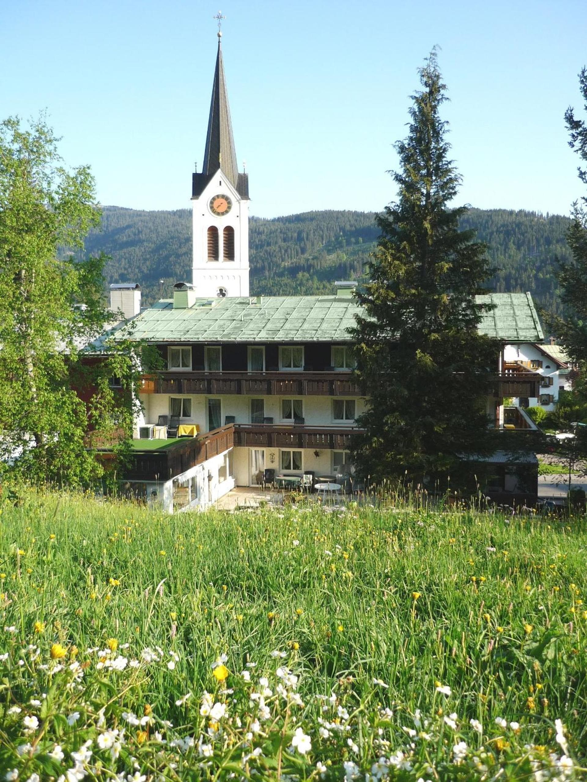 Photo 33