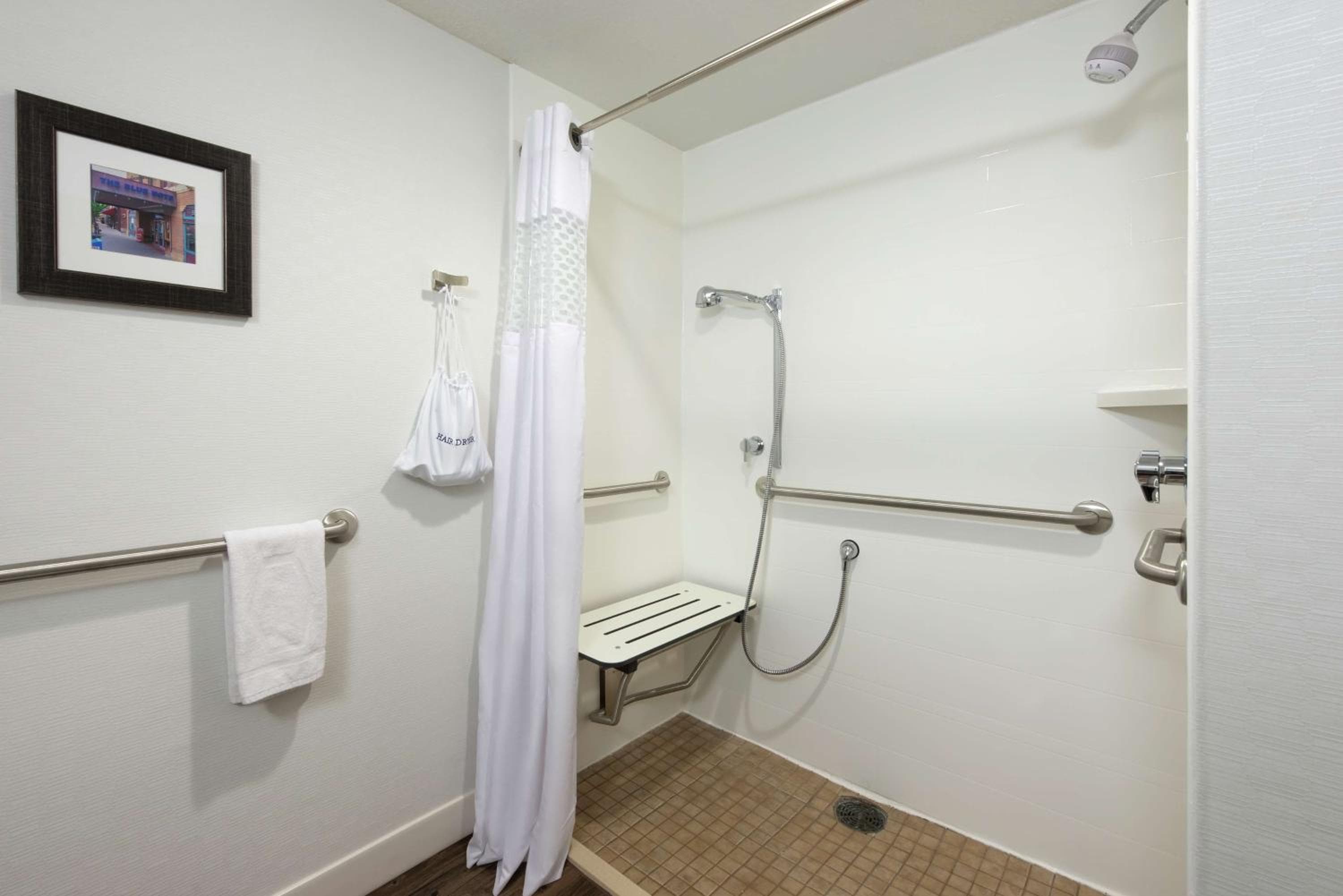 Photo 42