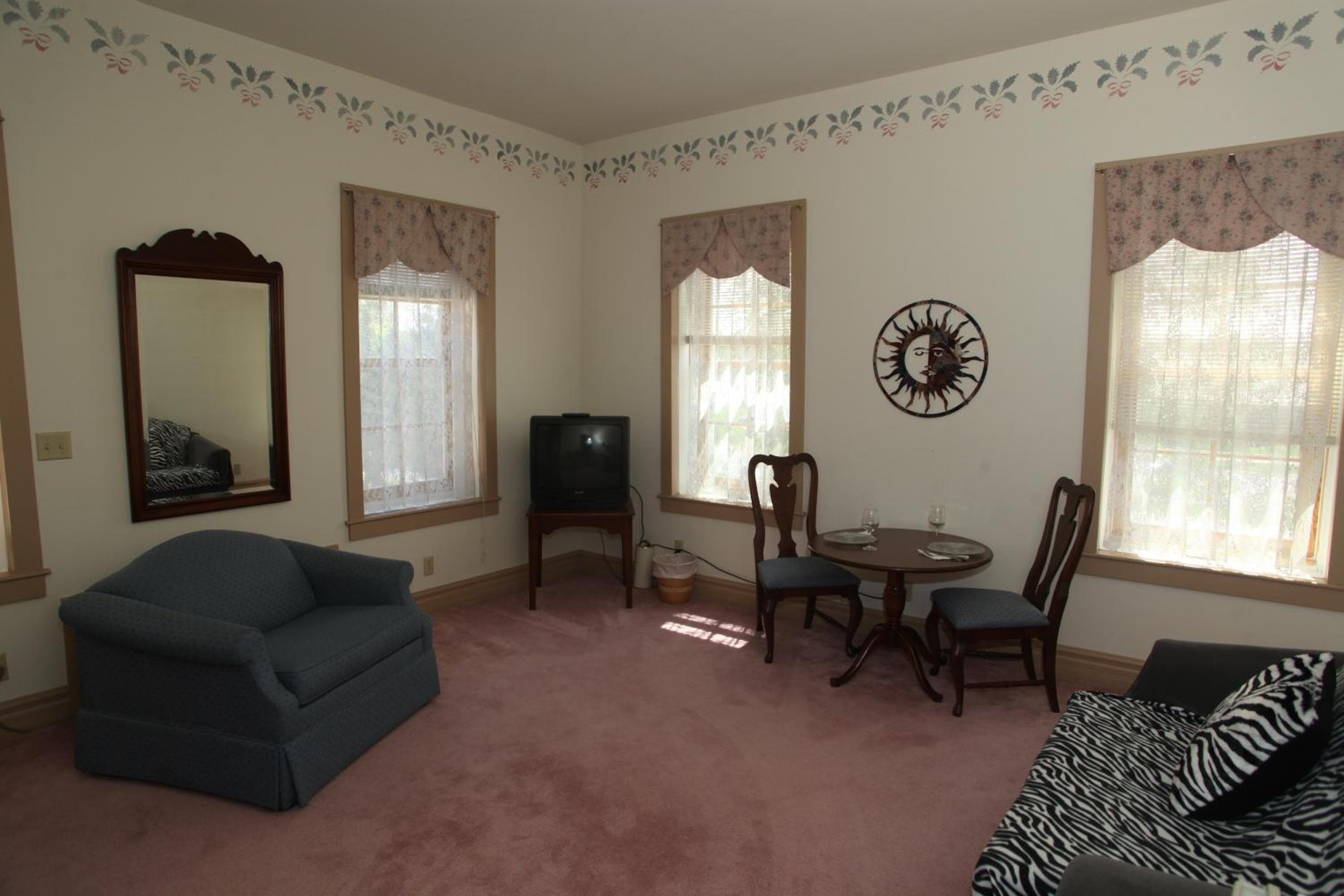 Photo 5