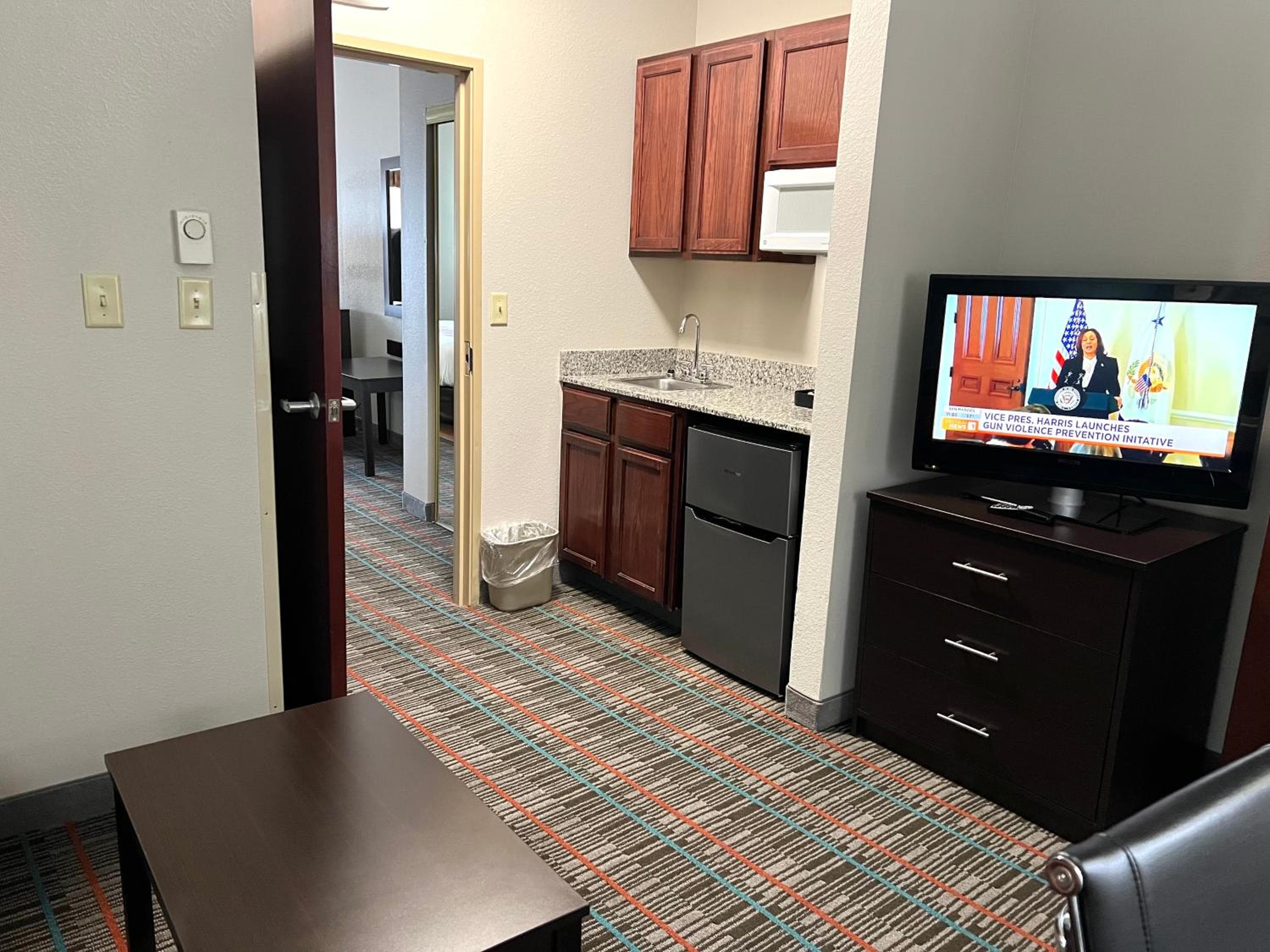 Photo 18