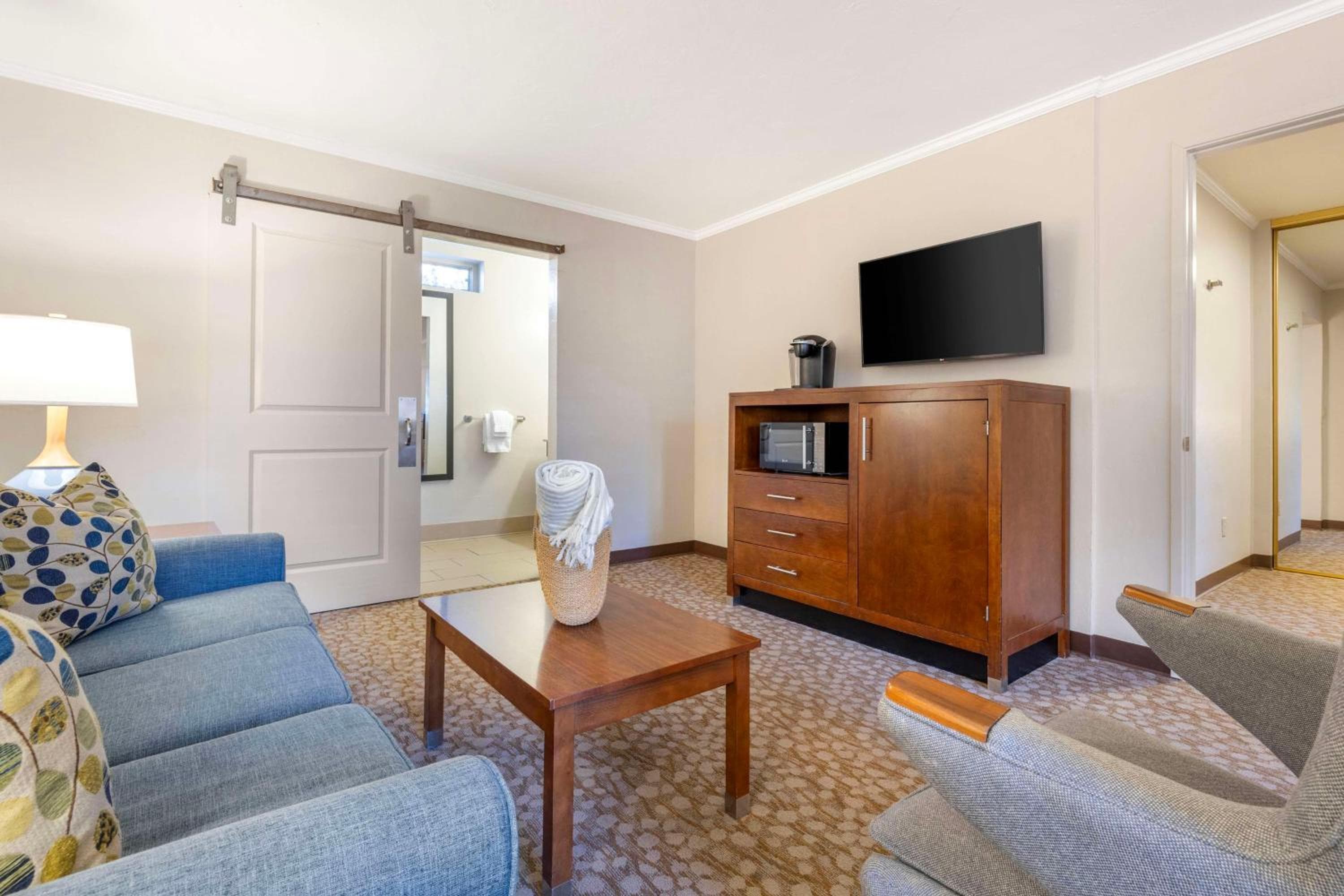 Photo 32
