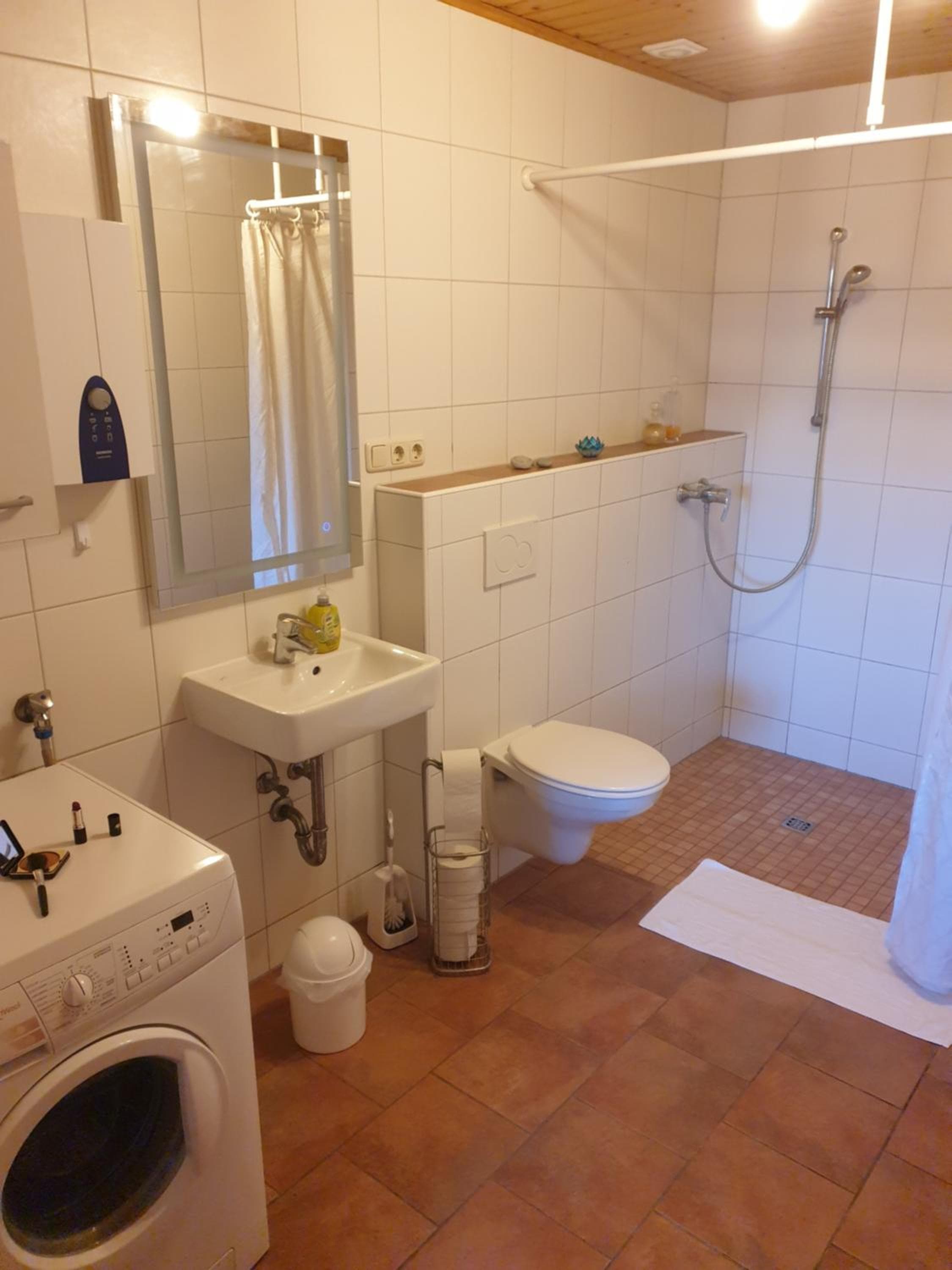 Photo 32