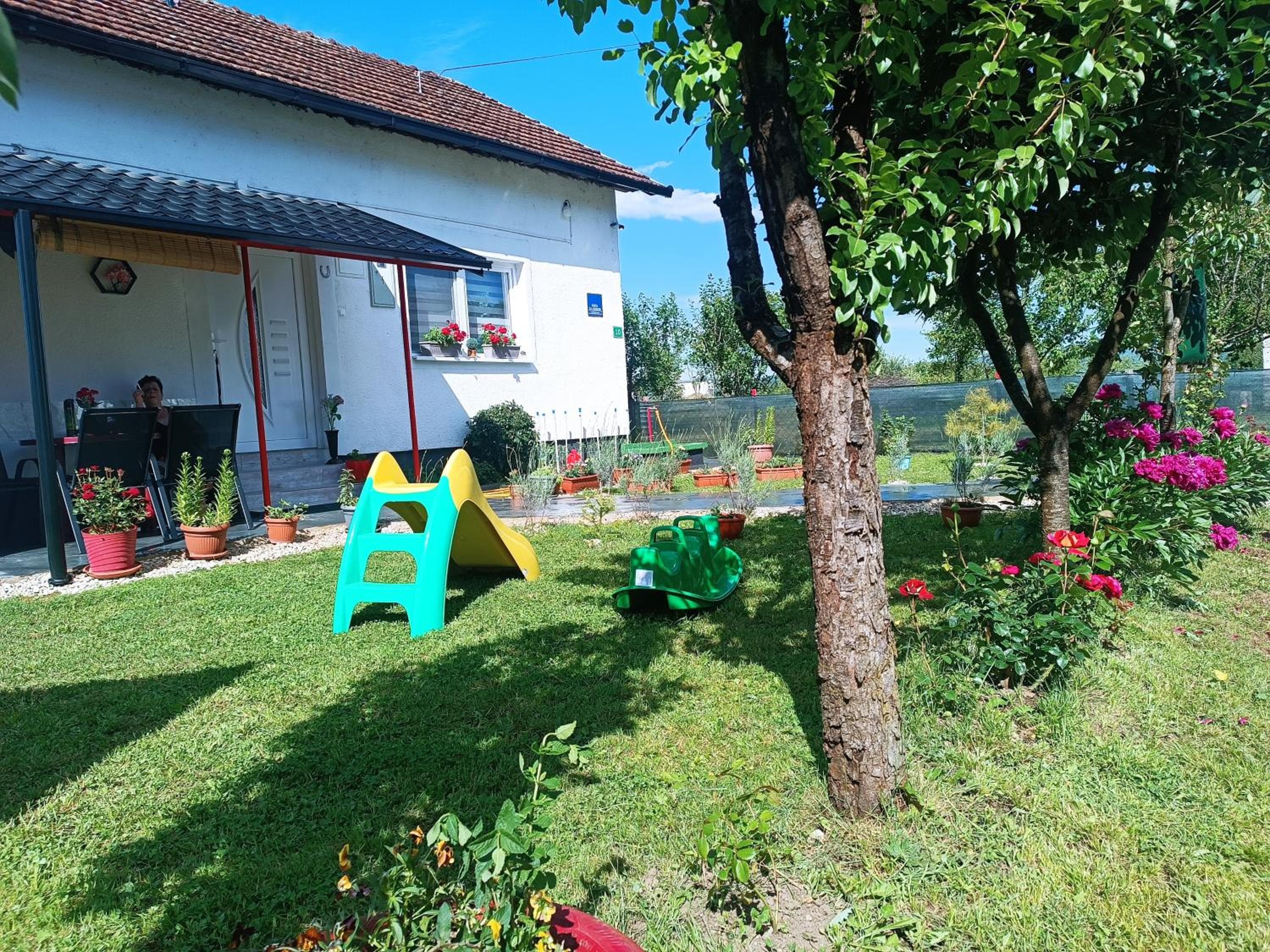 Photo 14