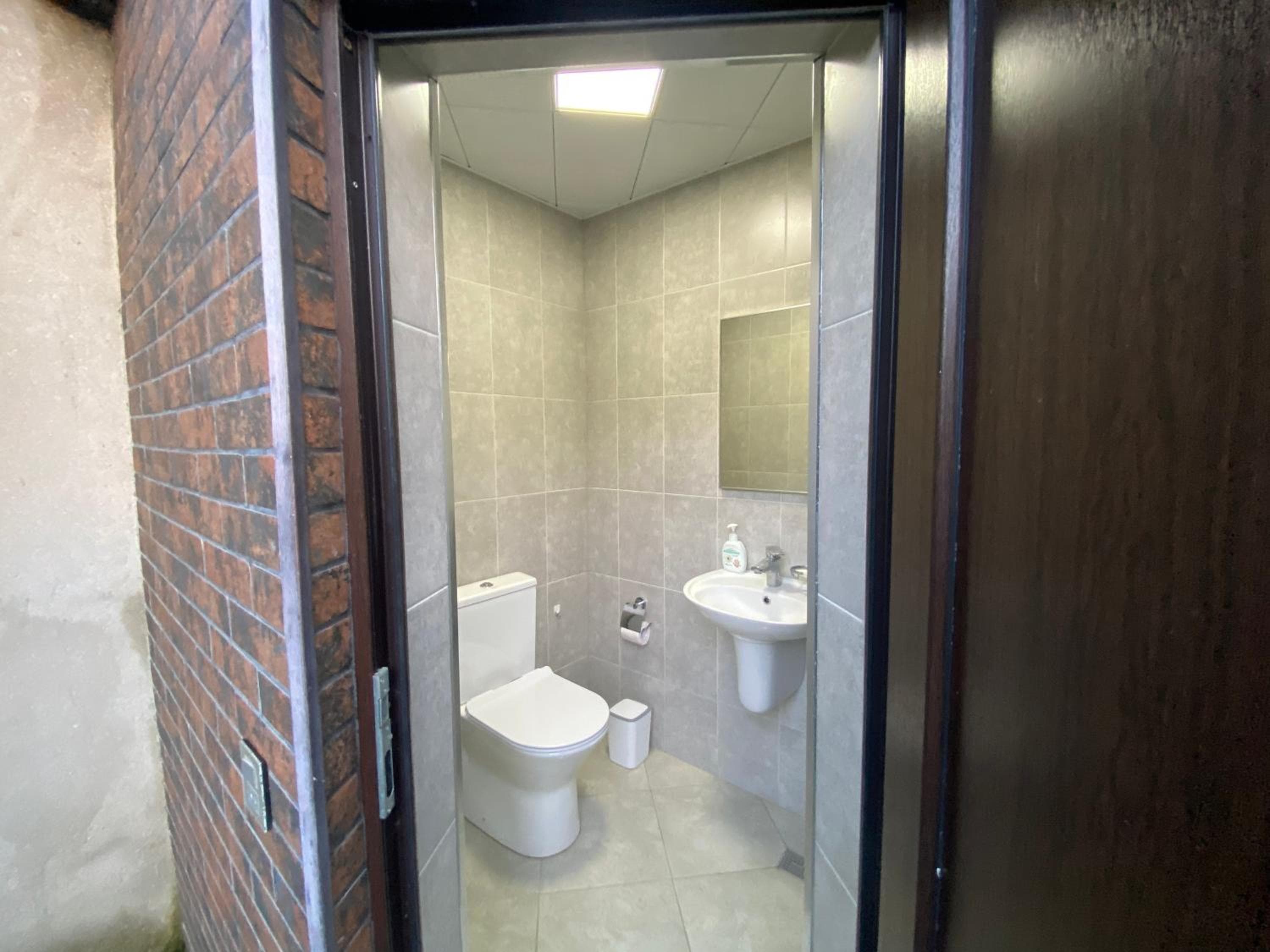 Photo 21