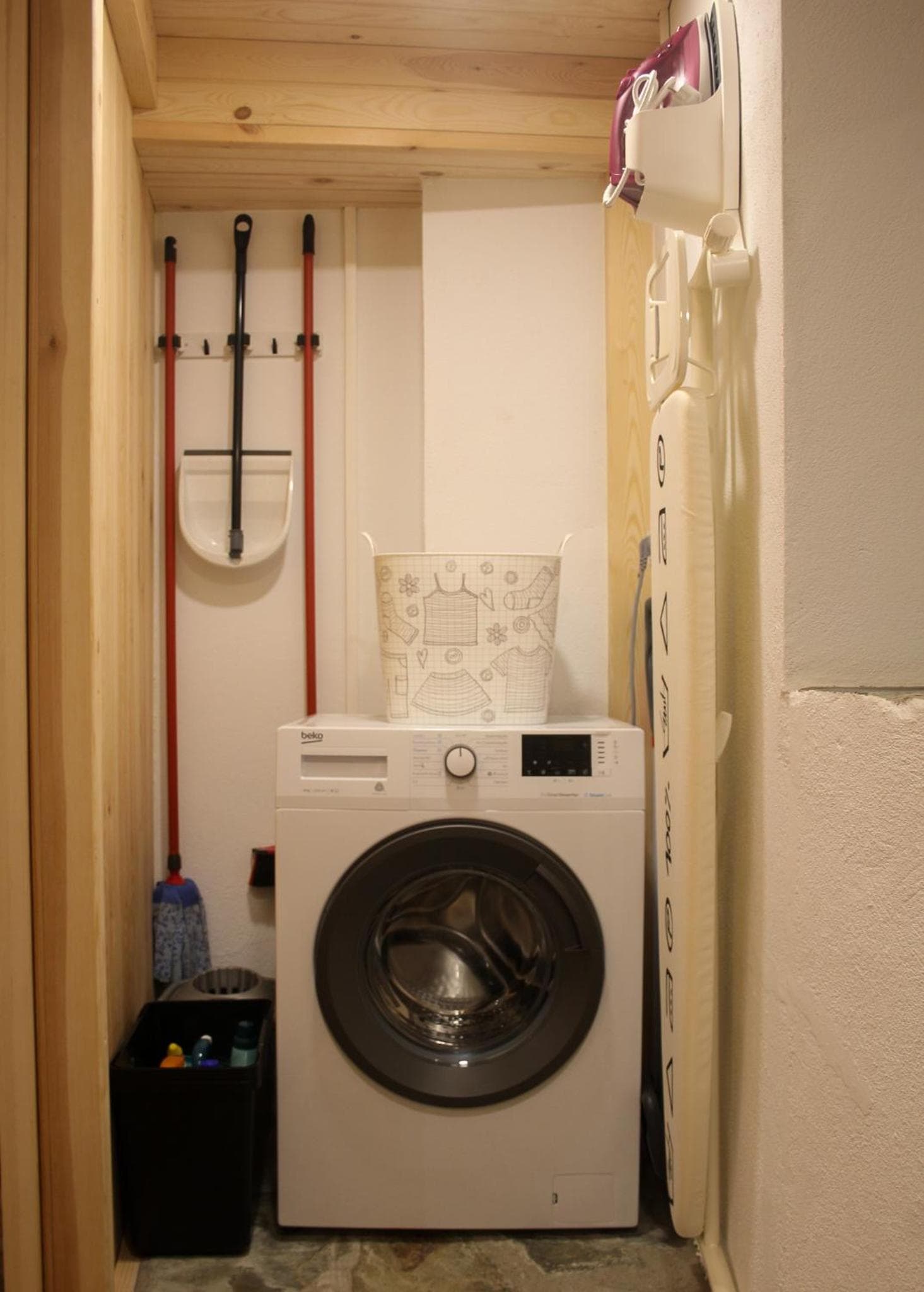 Photo 19