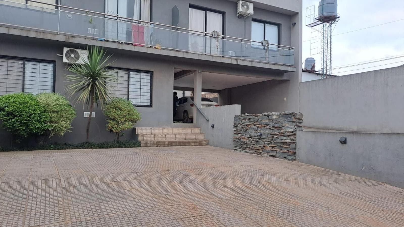 Photo 6