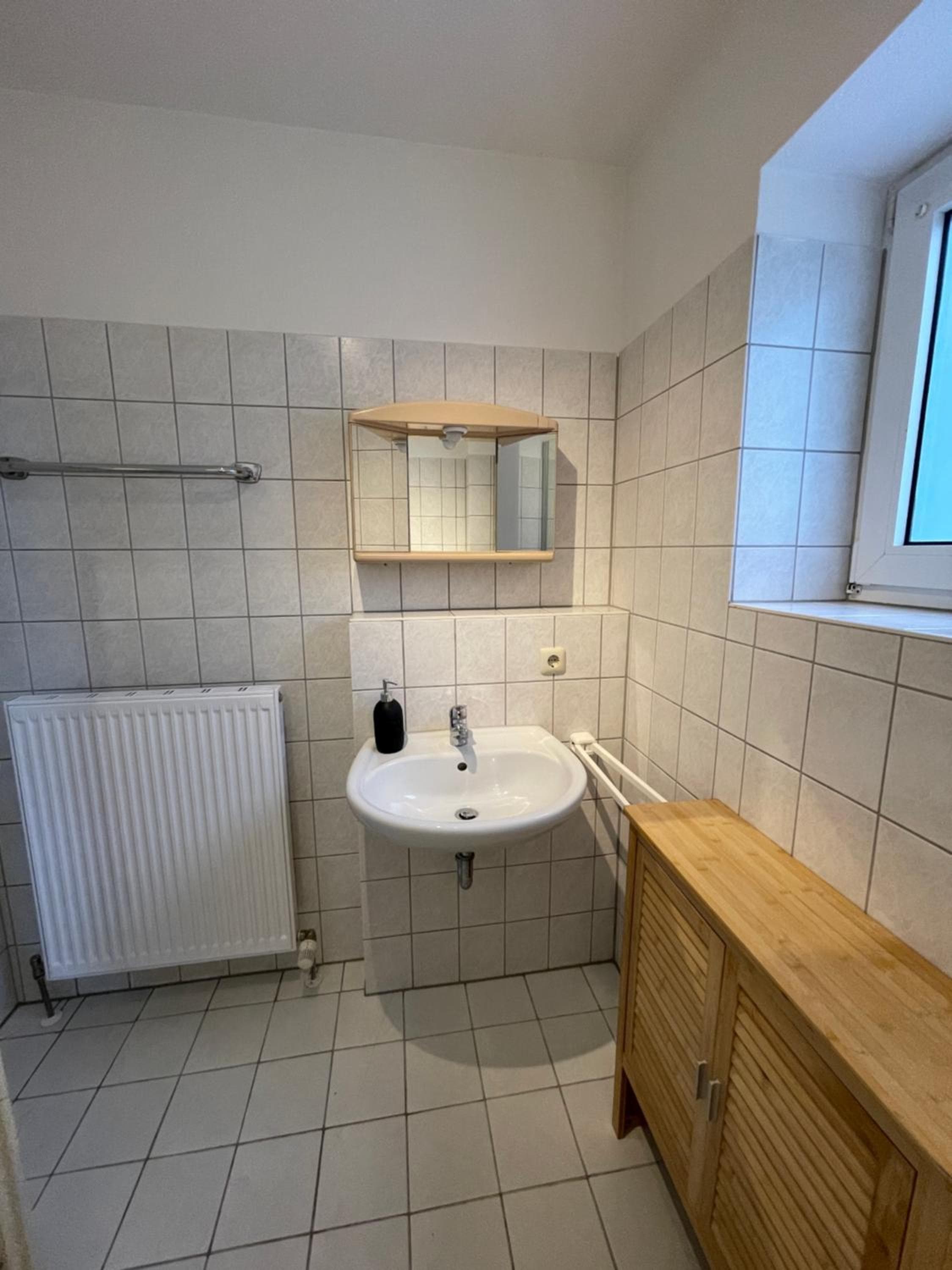 Photo 33