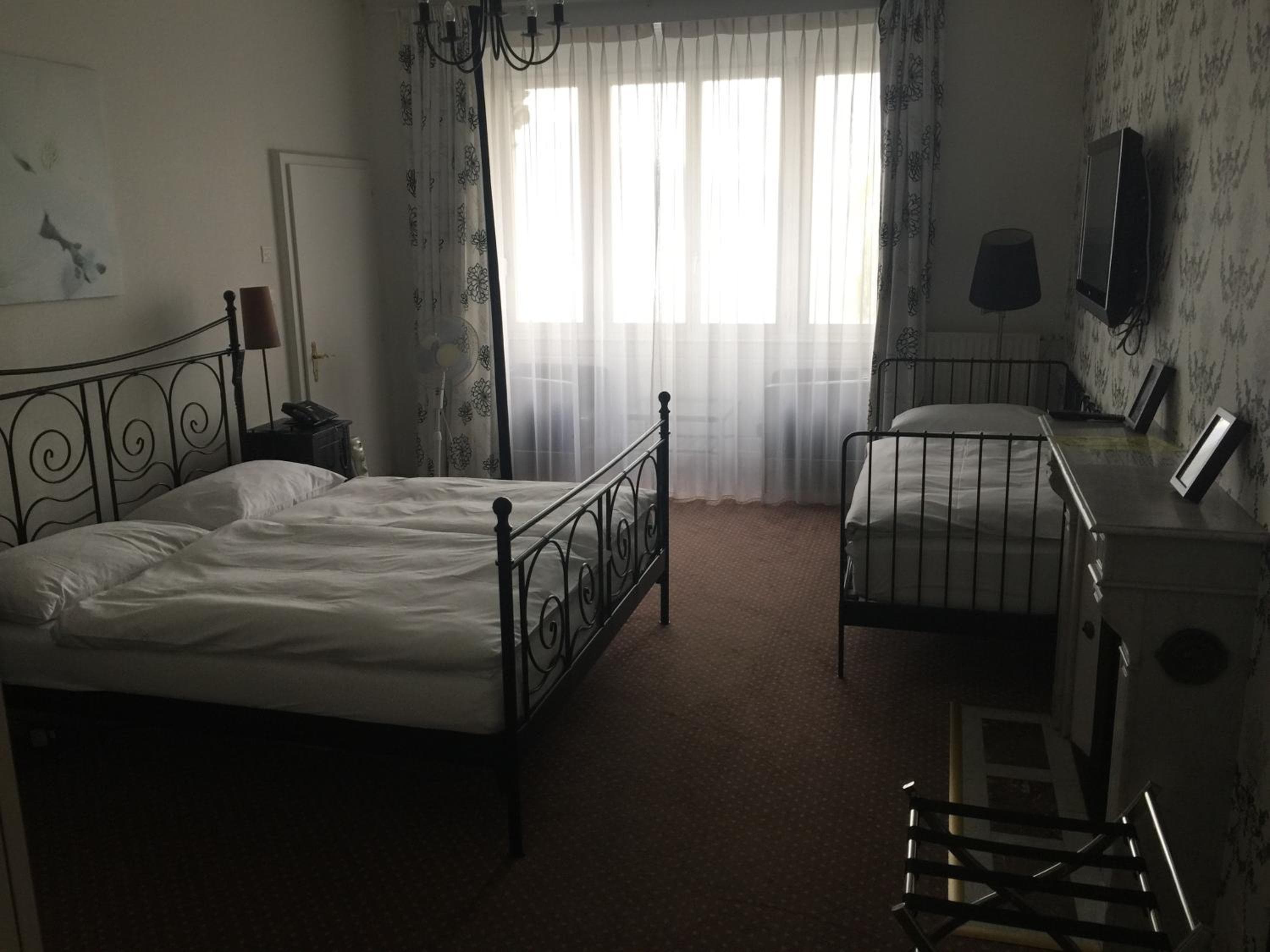 Photo 29