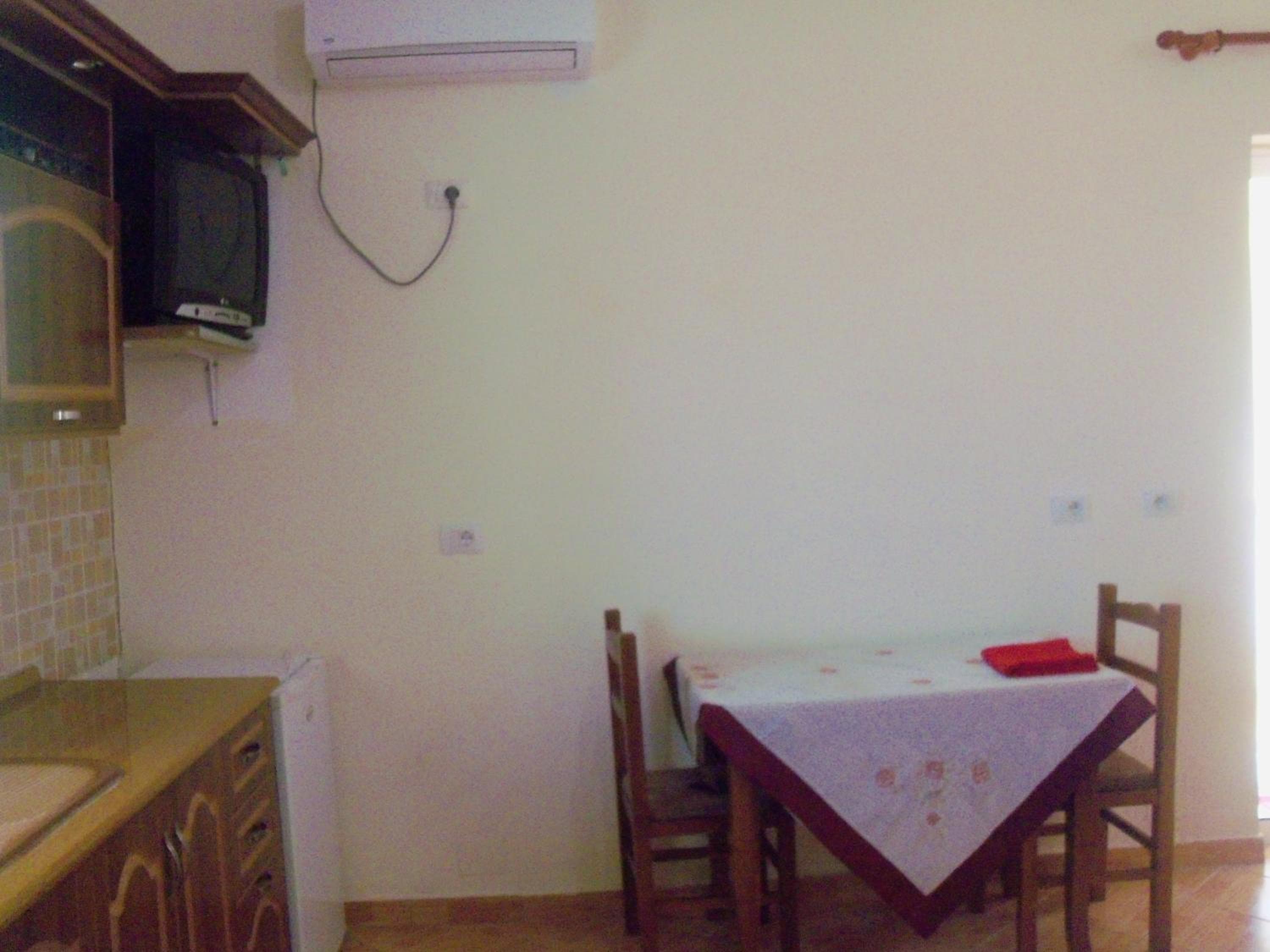 Photo 37