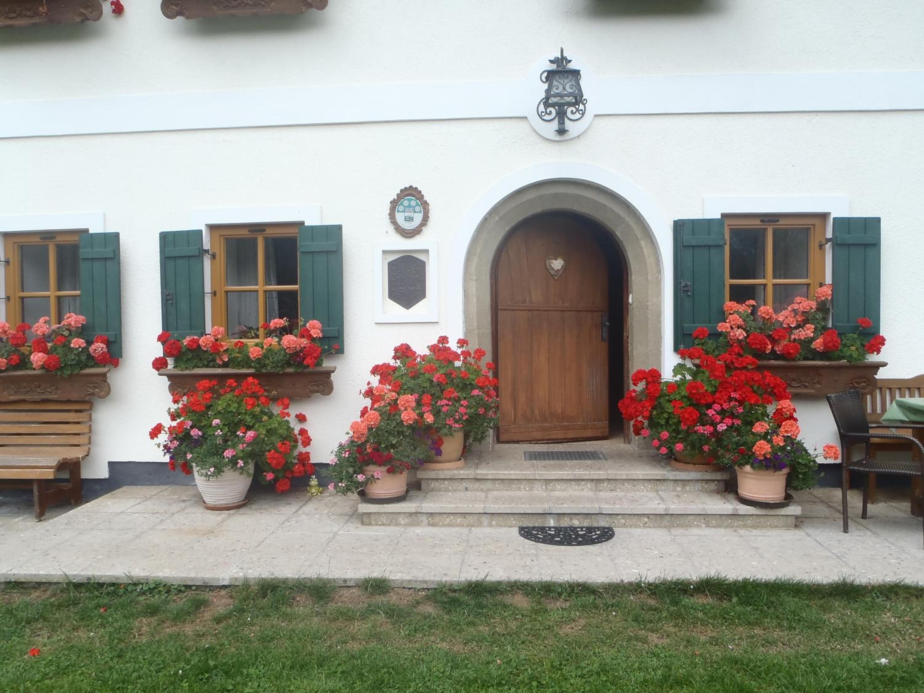 Photo 33