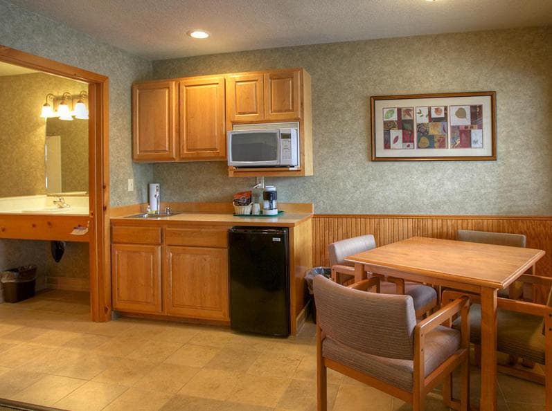 Photo 8