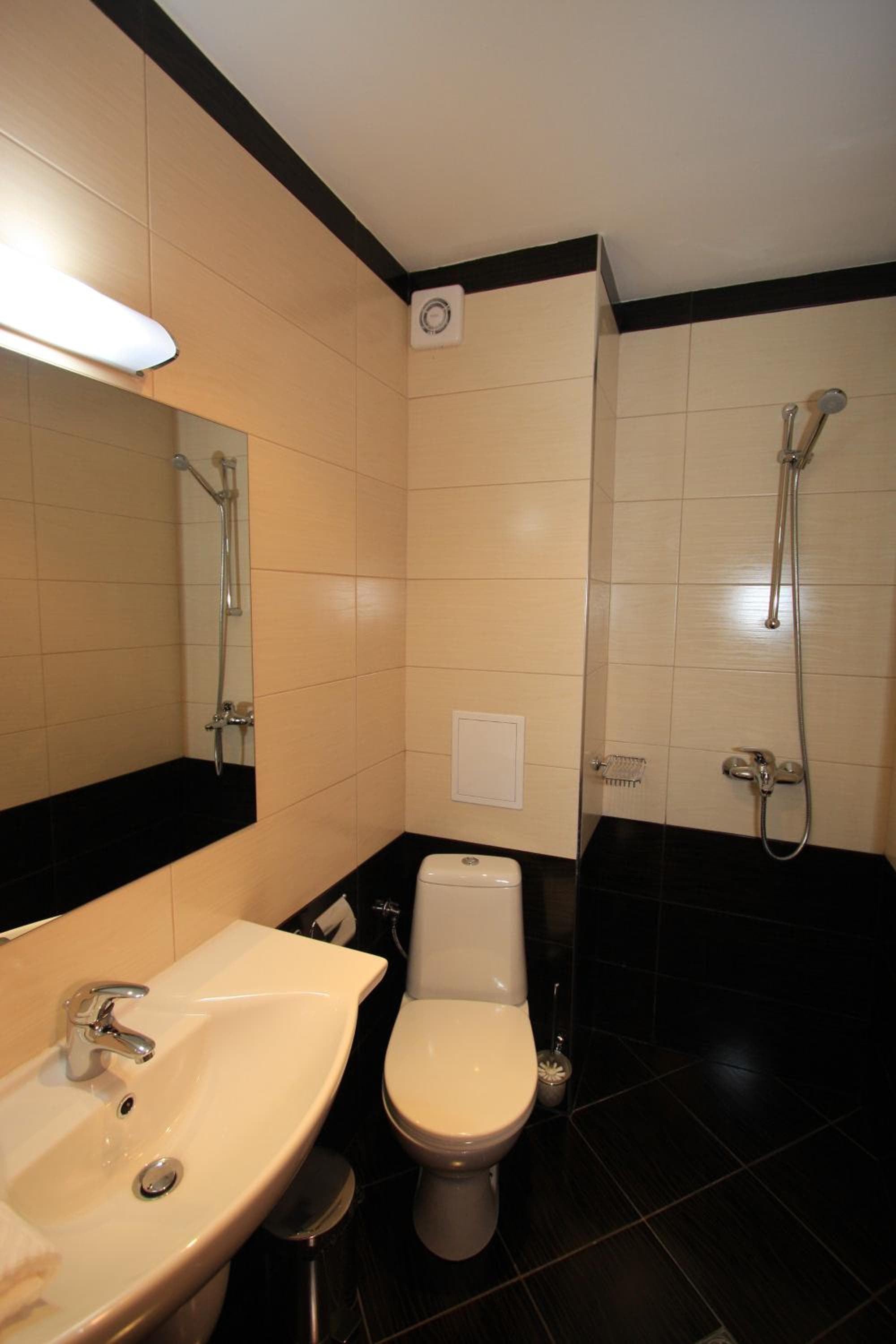 Photo 42
