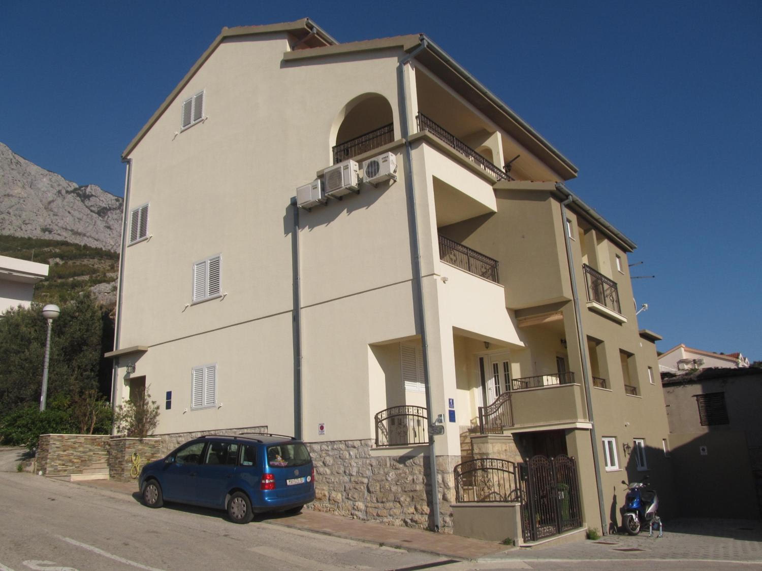 Photo 44