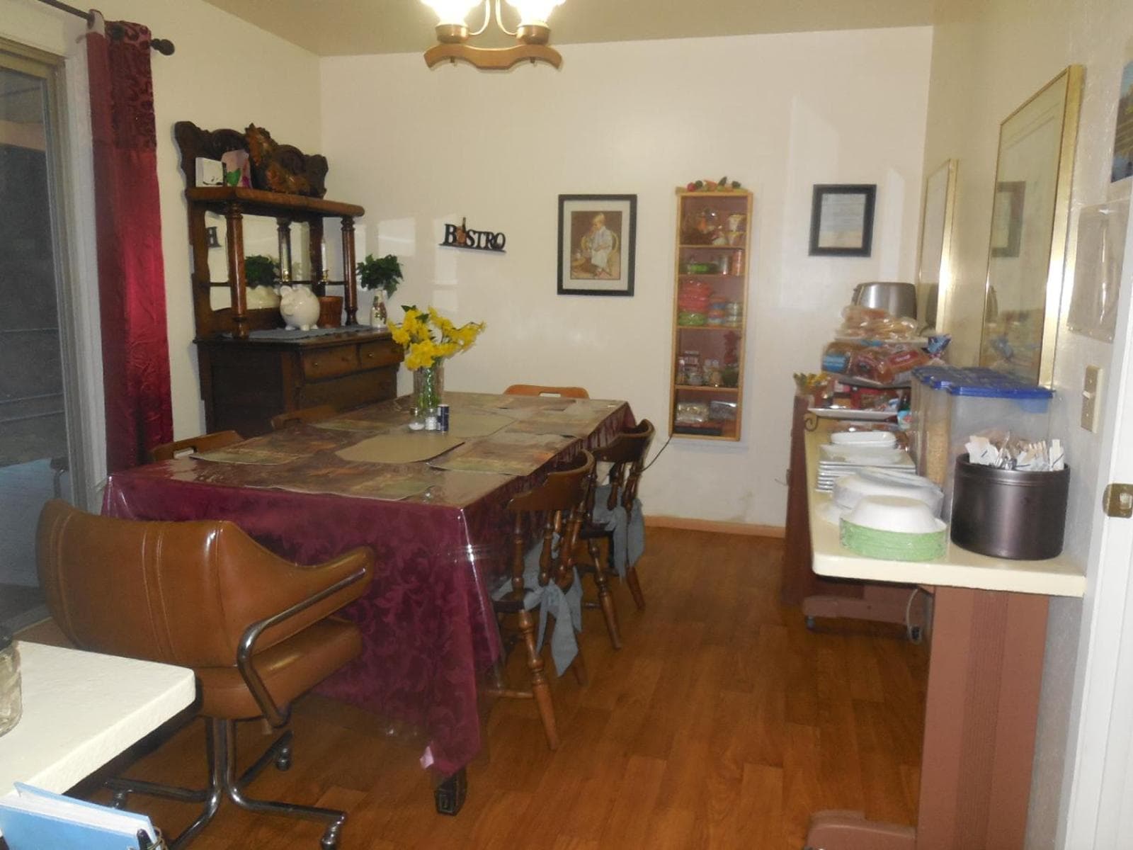 Photo 8