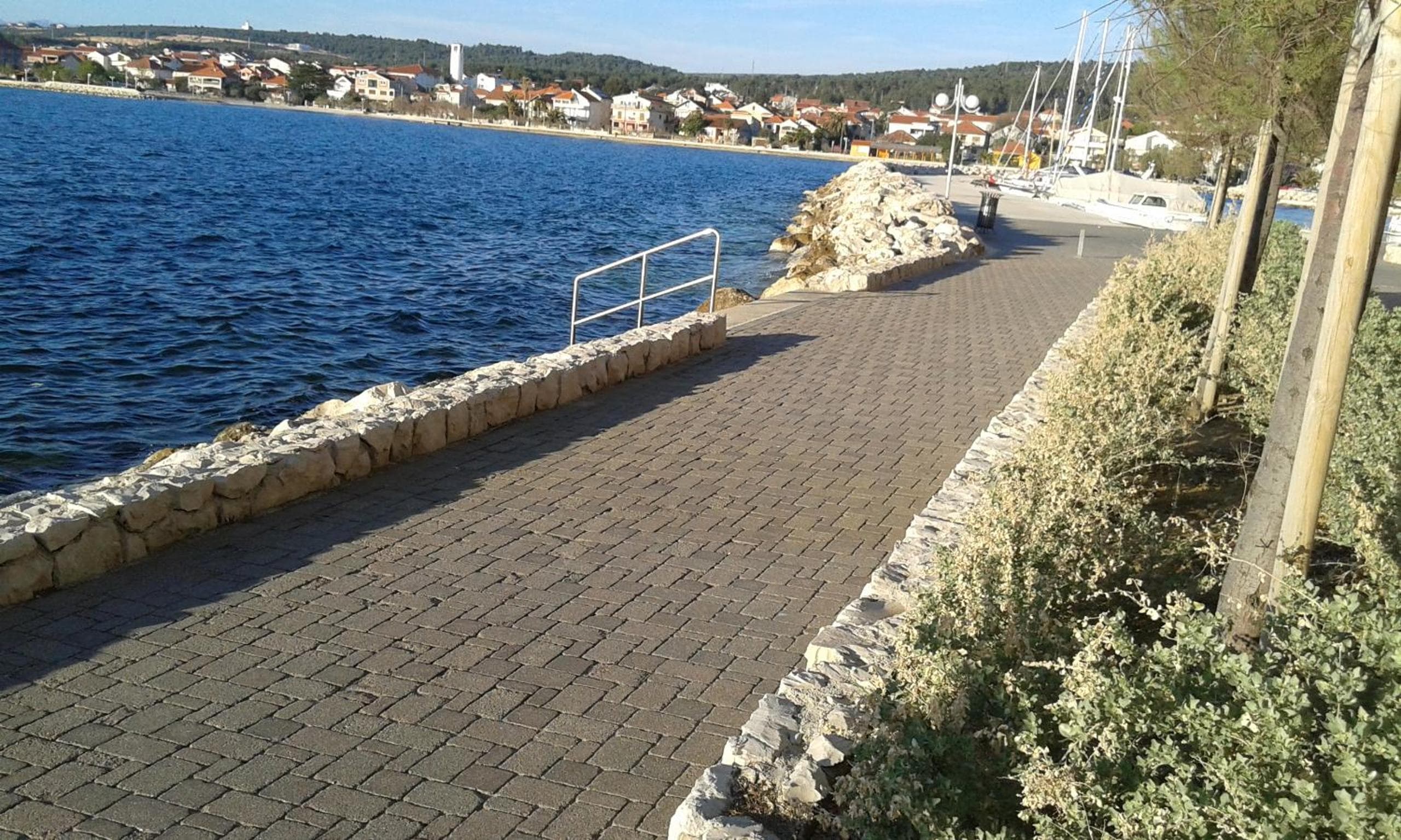 Photo 42