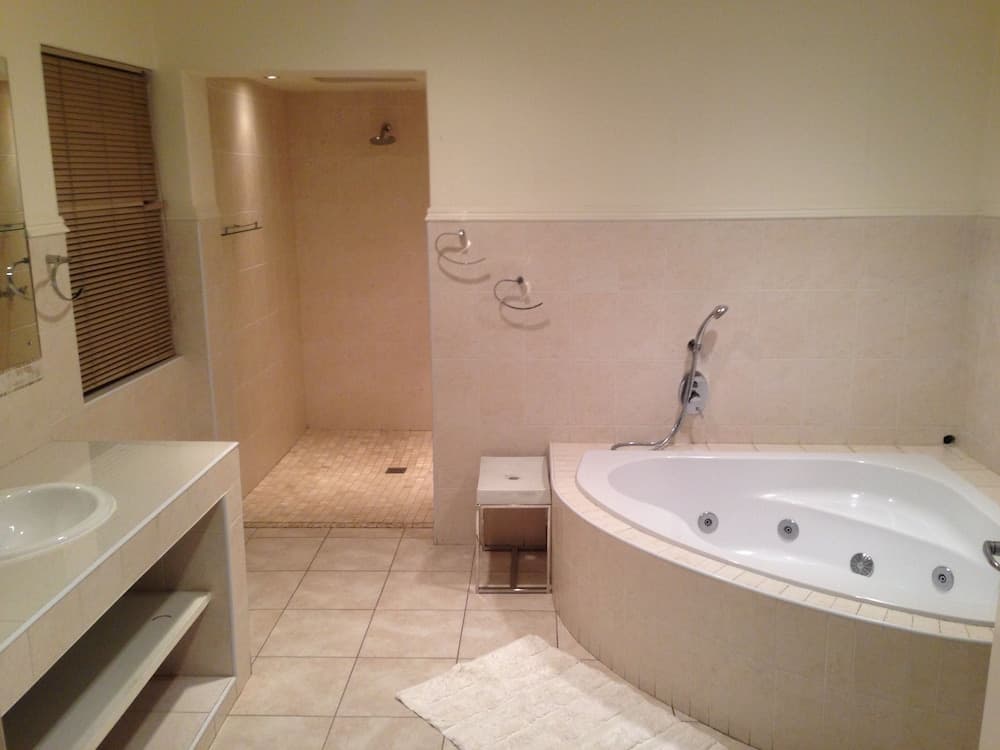 Photo 38