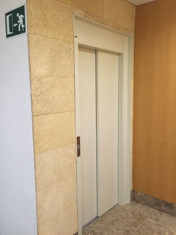 Photo 33