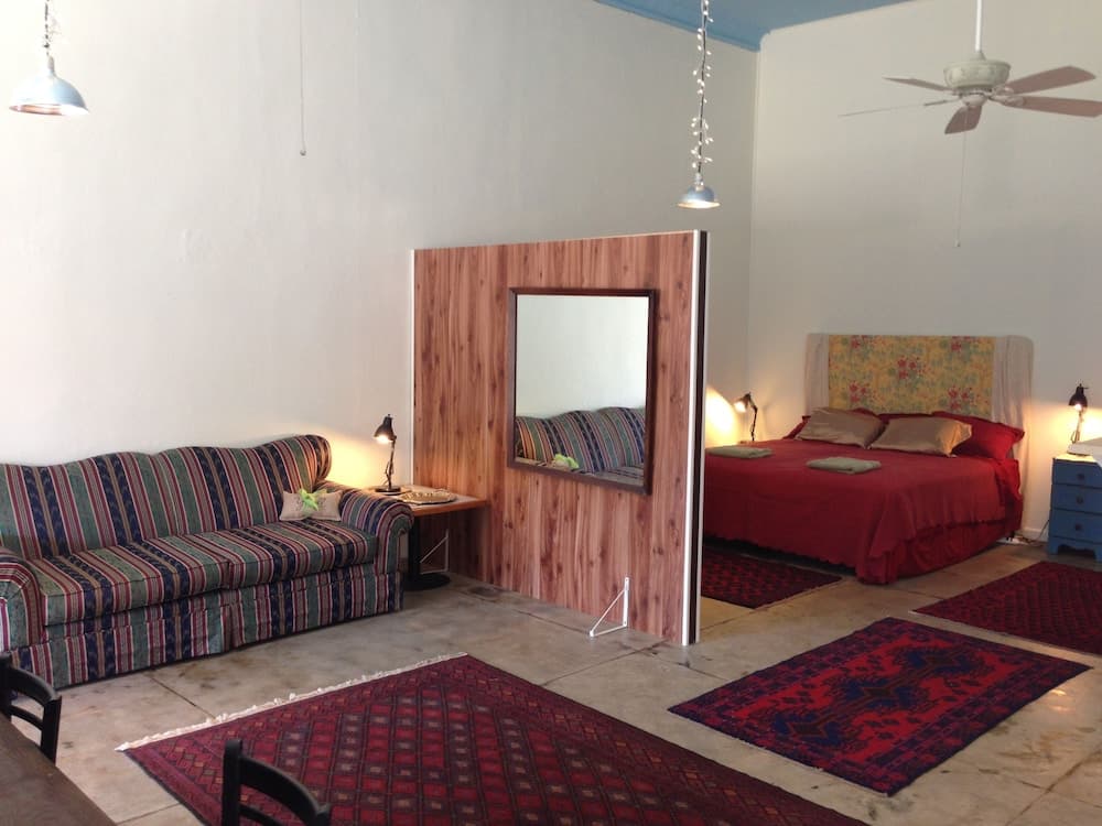 Photo 18