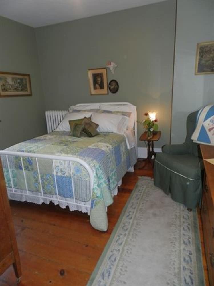 Photo 12