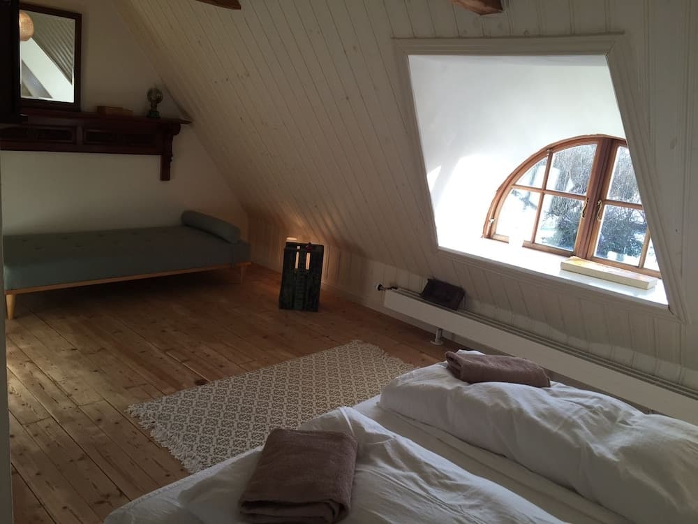 Photo 33