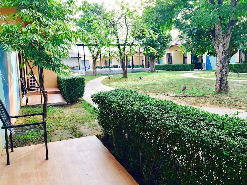 Photo 6
