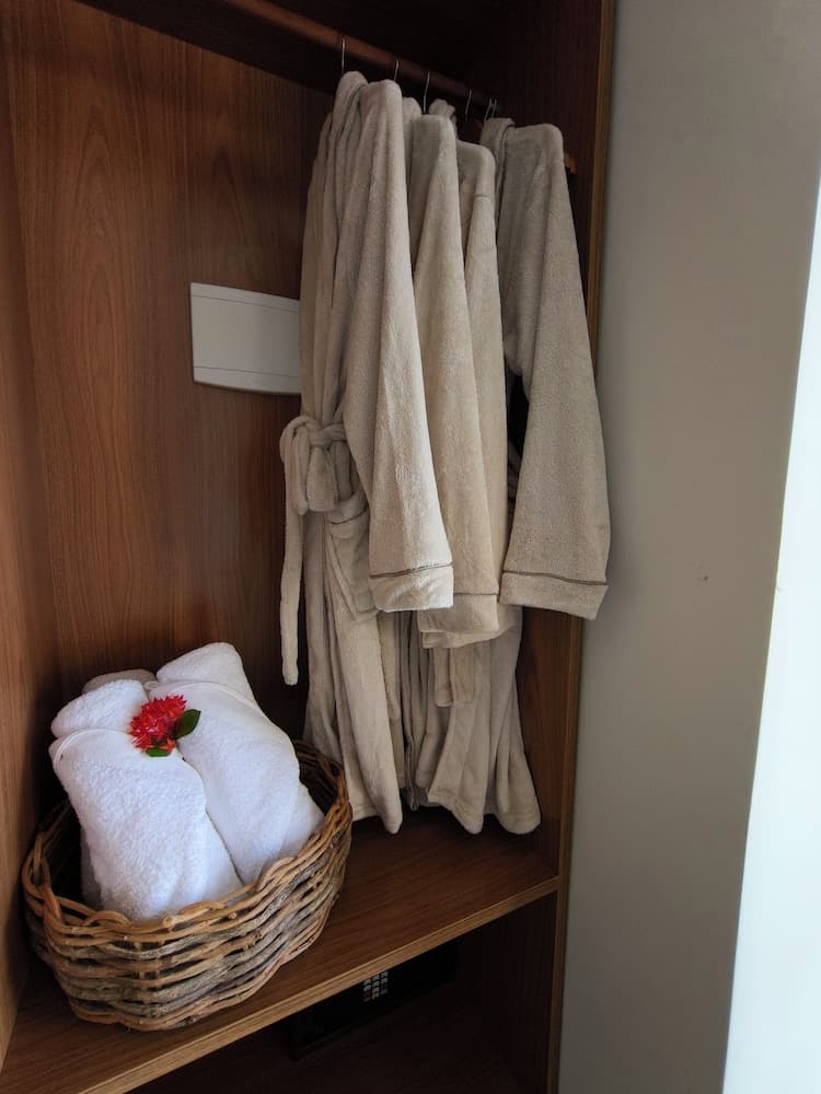 Photo 43