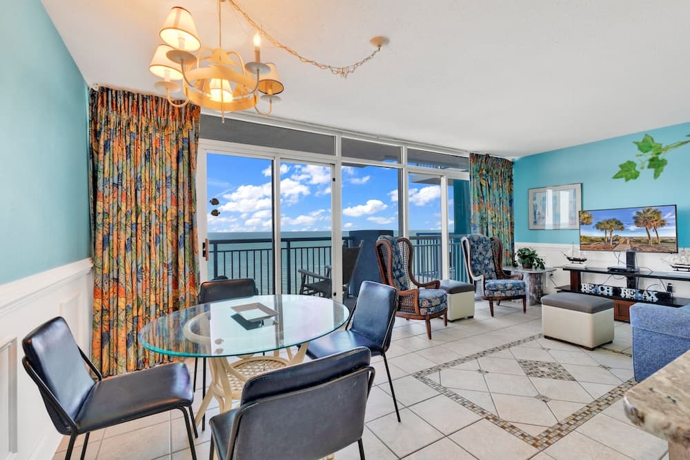 Photo 37