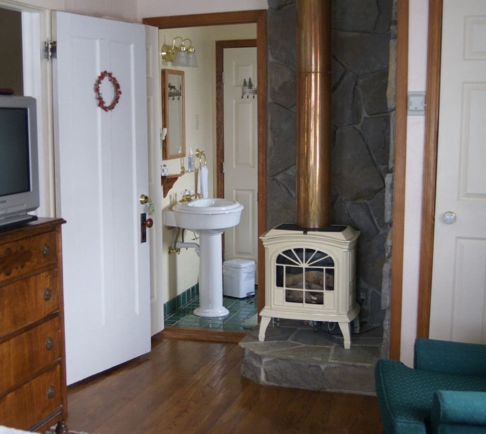 Photo 2