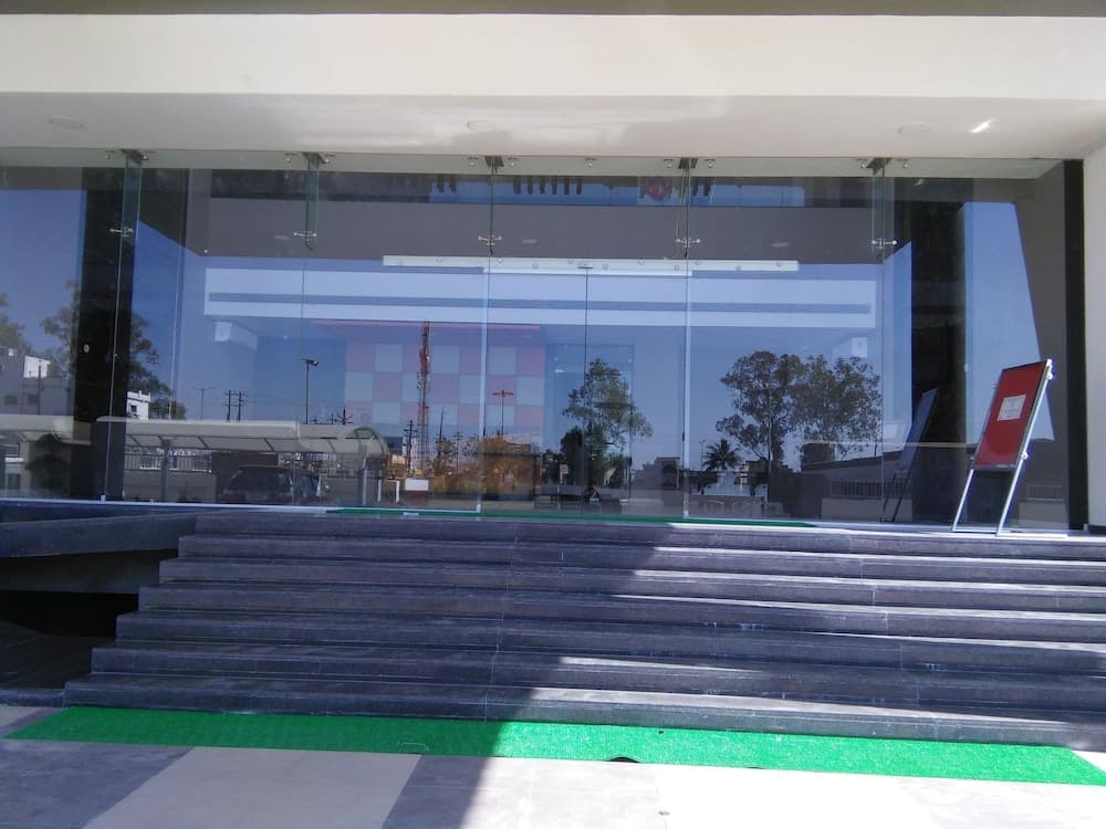 Photo 10