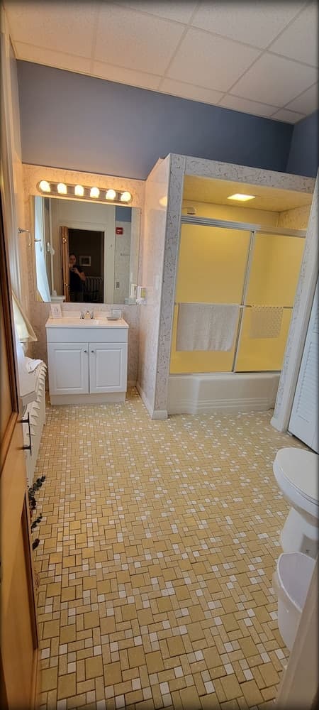 Photo 18