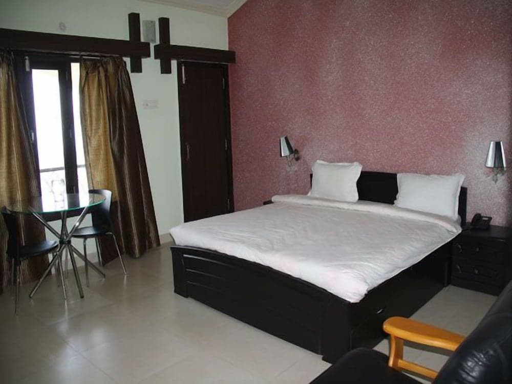 Photo 6